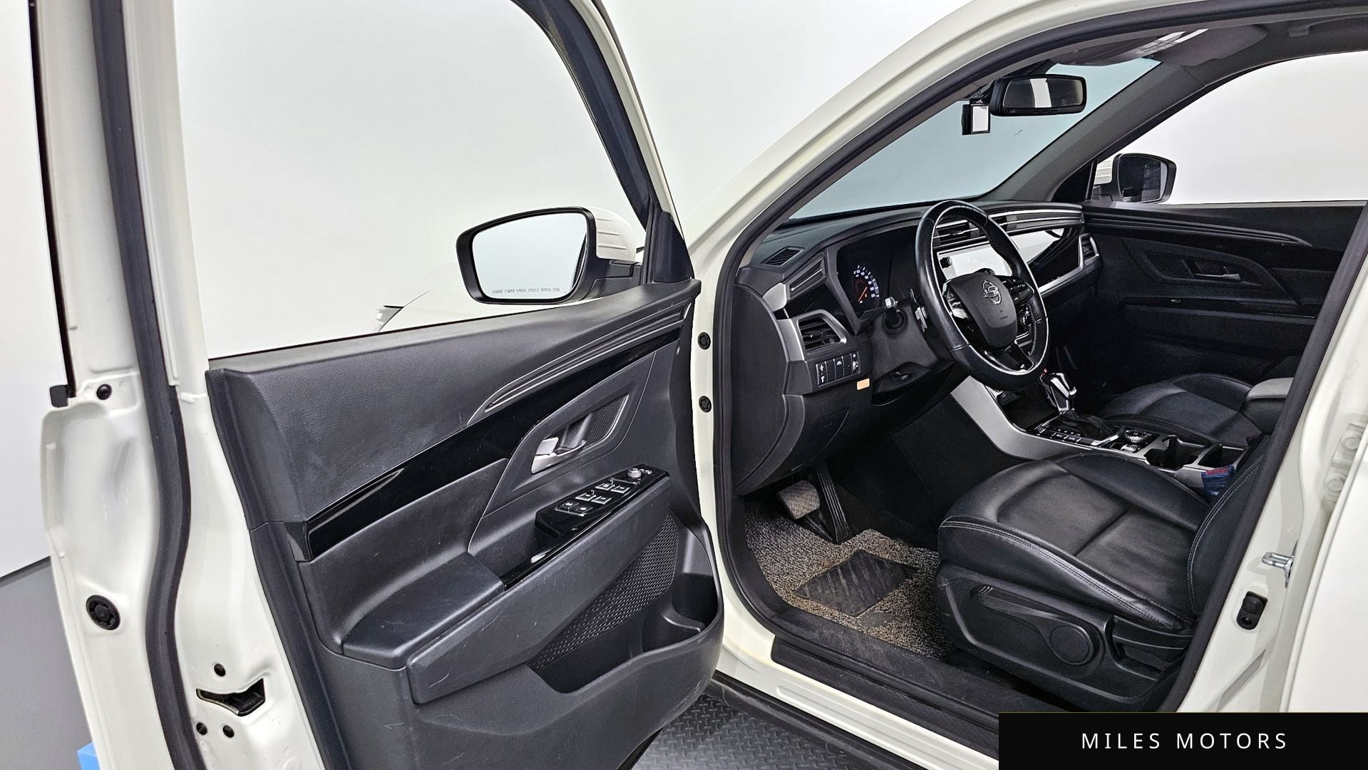 KG Mobility Beautiful Korando 2020 — миниатюра 10