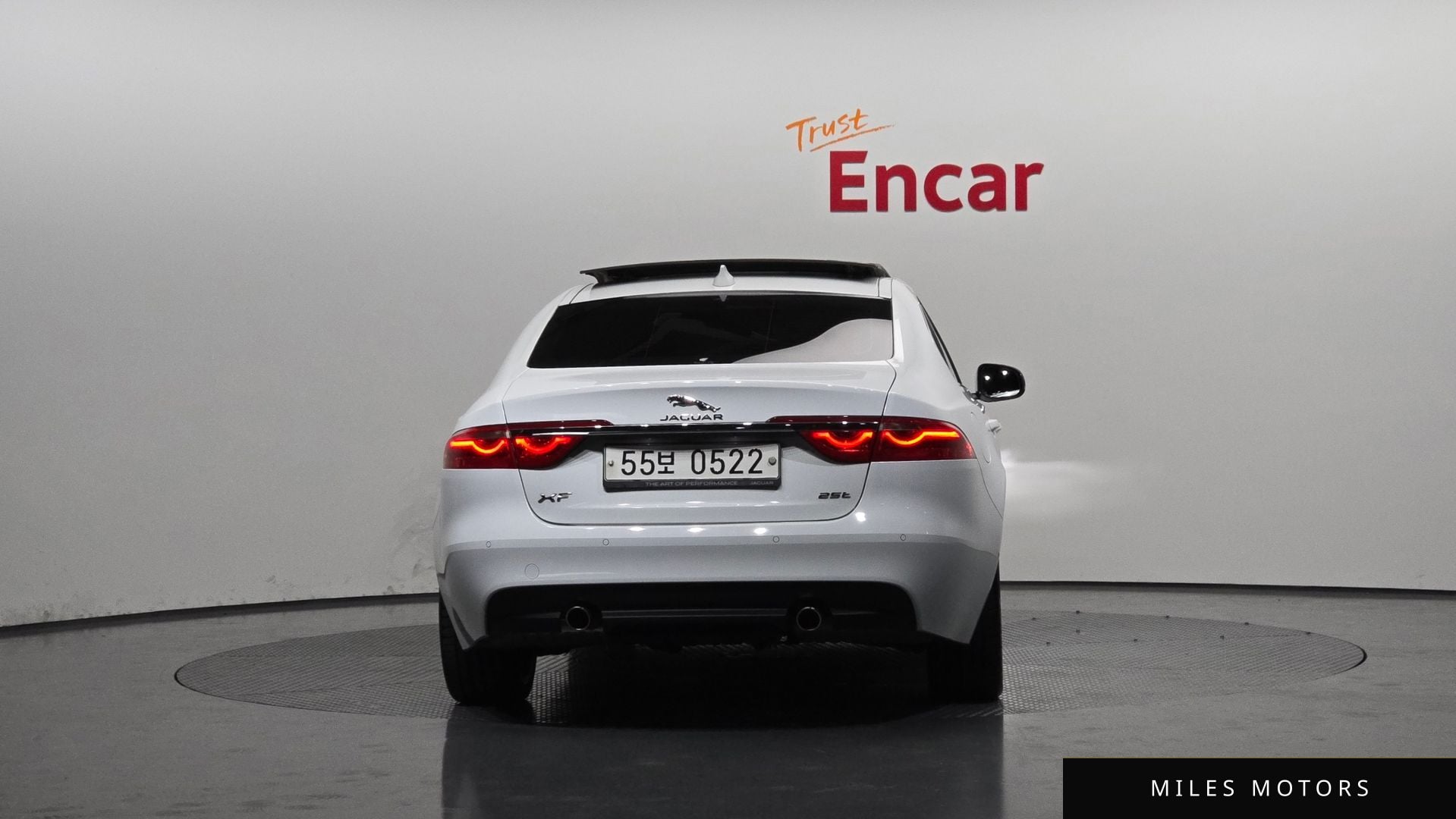 Jaguar XF (X260) 2016 — миниатюра 4