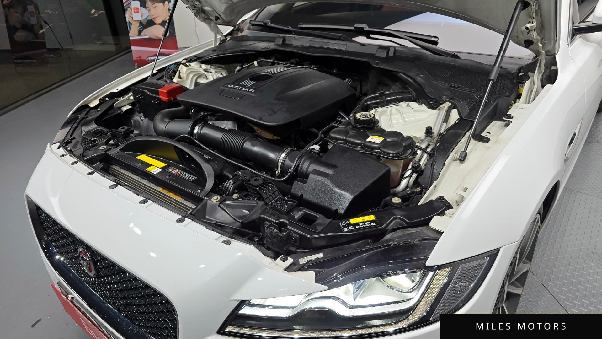 Jaguar XF (X260) 2016 — миниатюра 6