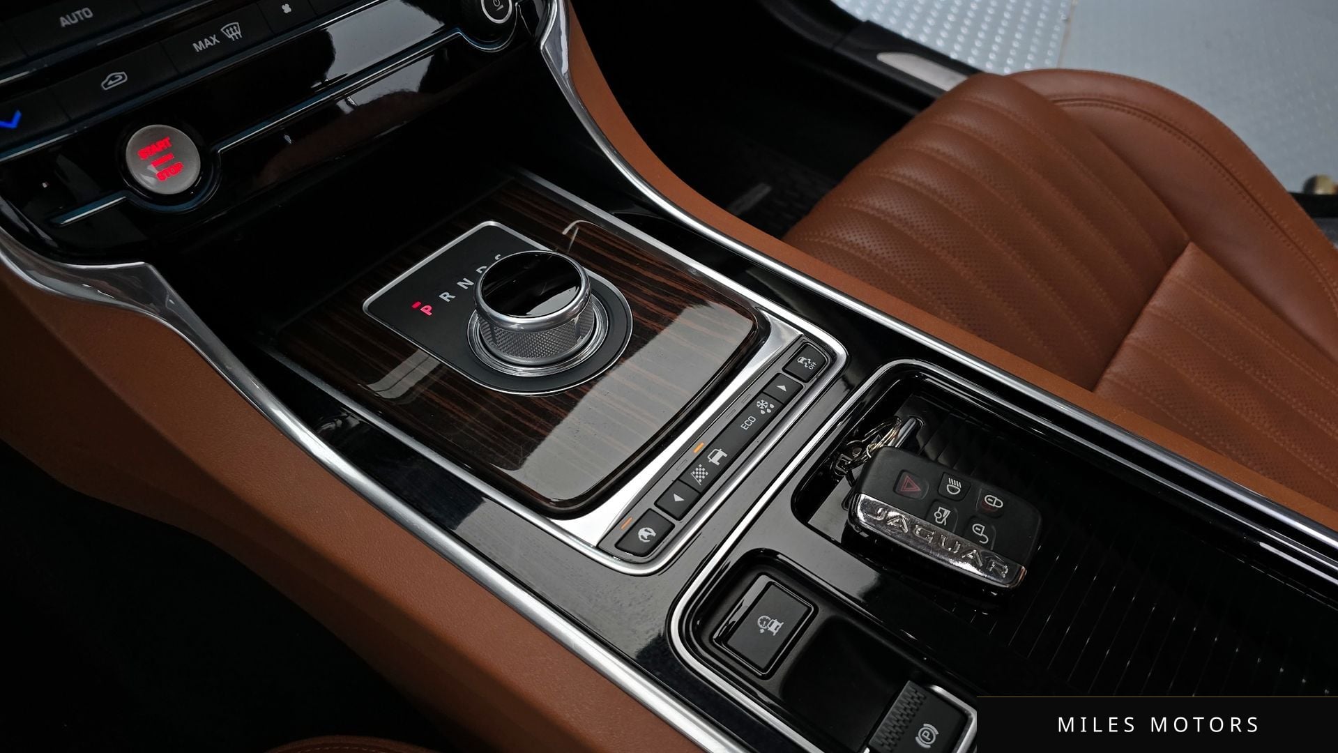 Jaguar XF (X260) 2016 — миниатюра 9
