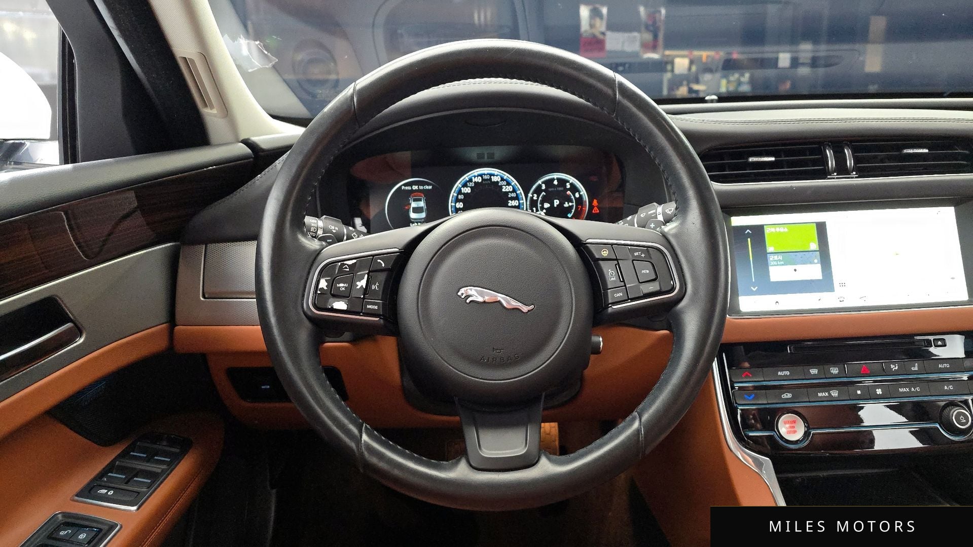 Jaguar XF (X260) 2016 — миниатюра 14