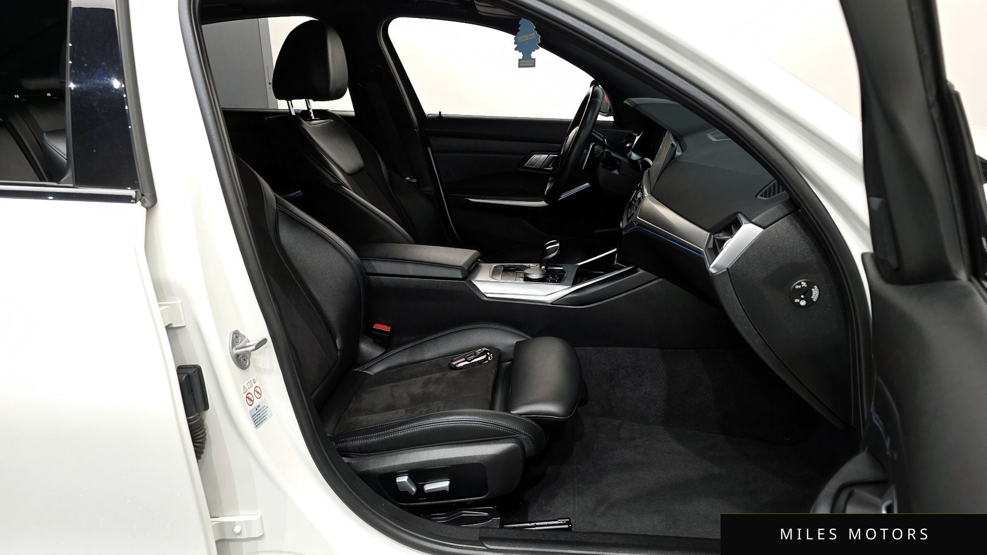 BMW 3 Series (G20) 2022 — миниатюра 11
