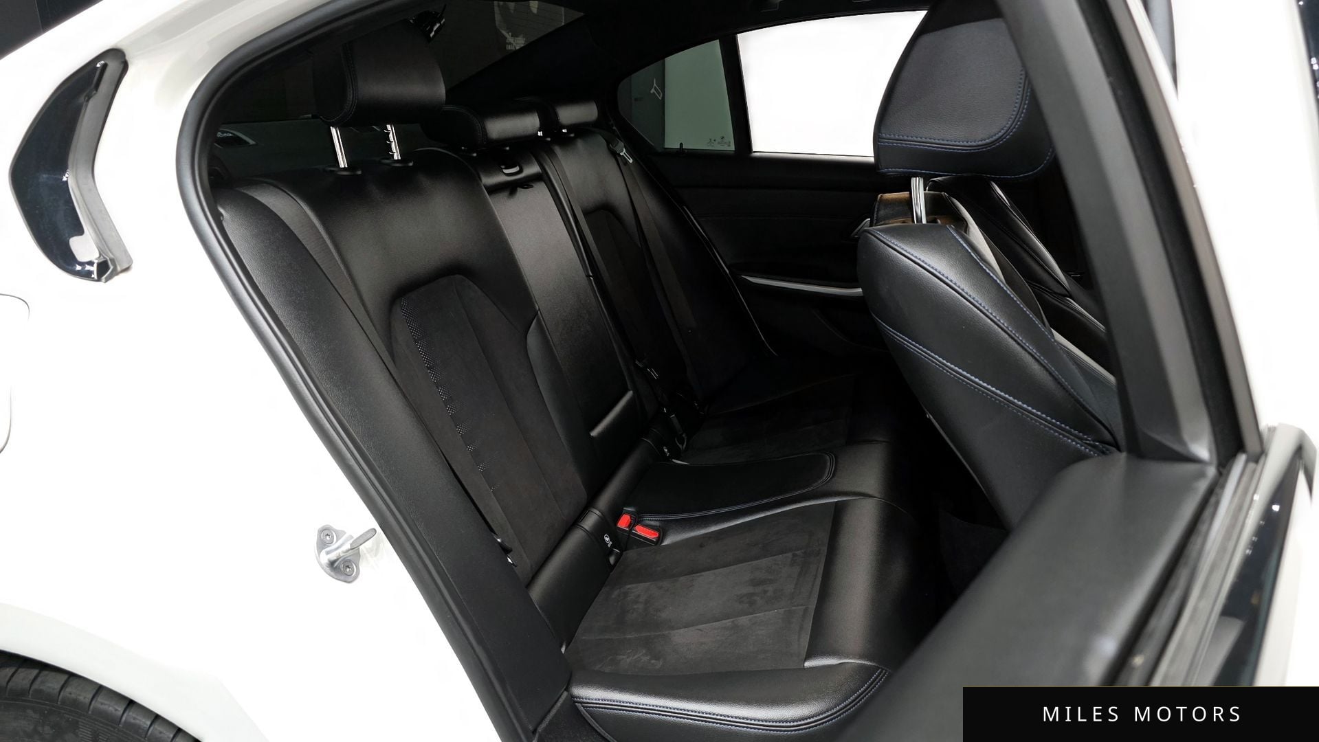 BMW 3 Series (G20) 2022 — миниатюра 12