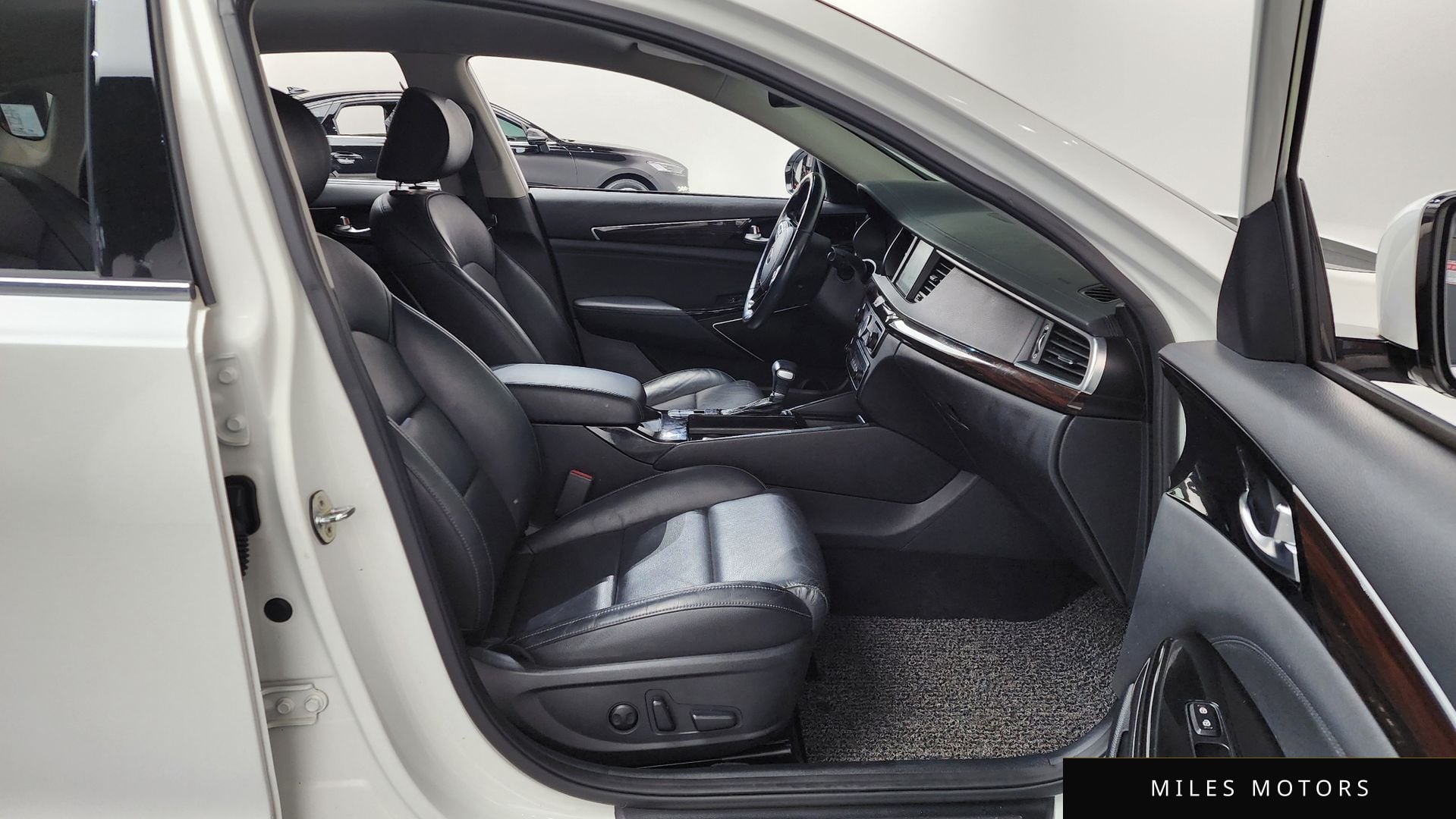 Kia K7 2018 — миниатюра 11