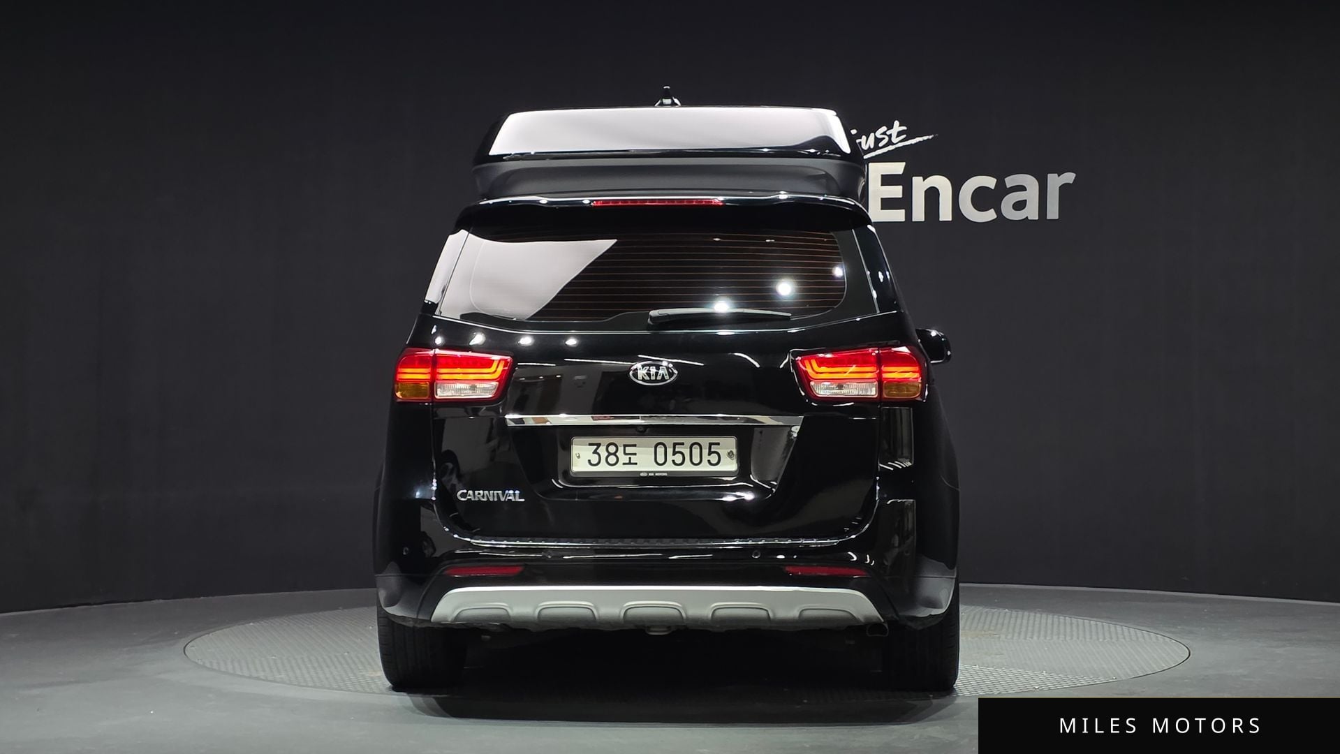 Kia Canival 2016 — миниатюра 4
