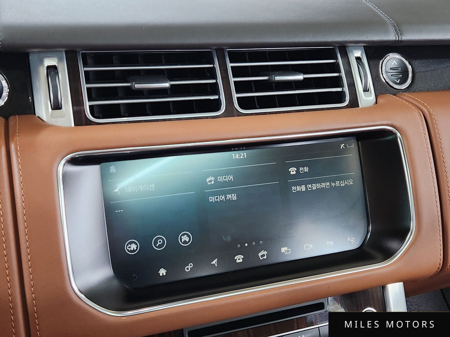 Land Rover Range Rover 2017 — миниатюра 11