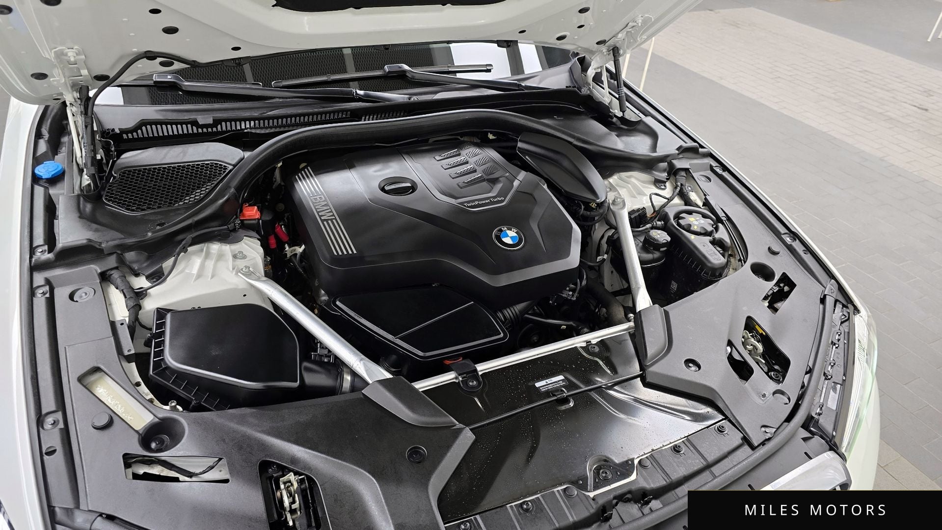 BMW 5 Series (G30) 2023 — миниатюра 6