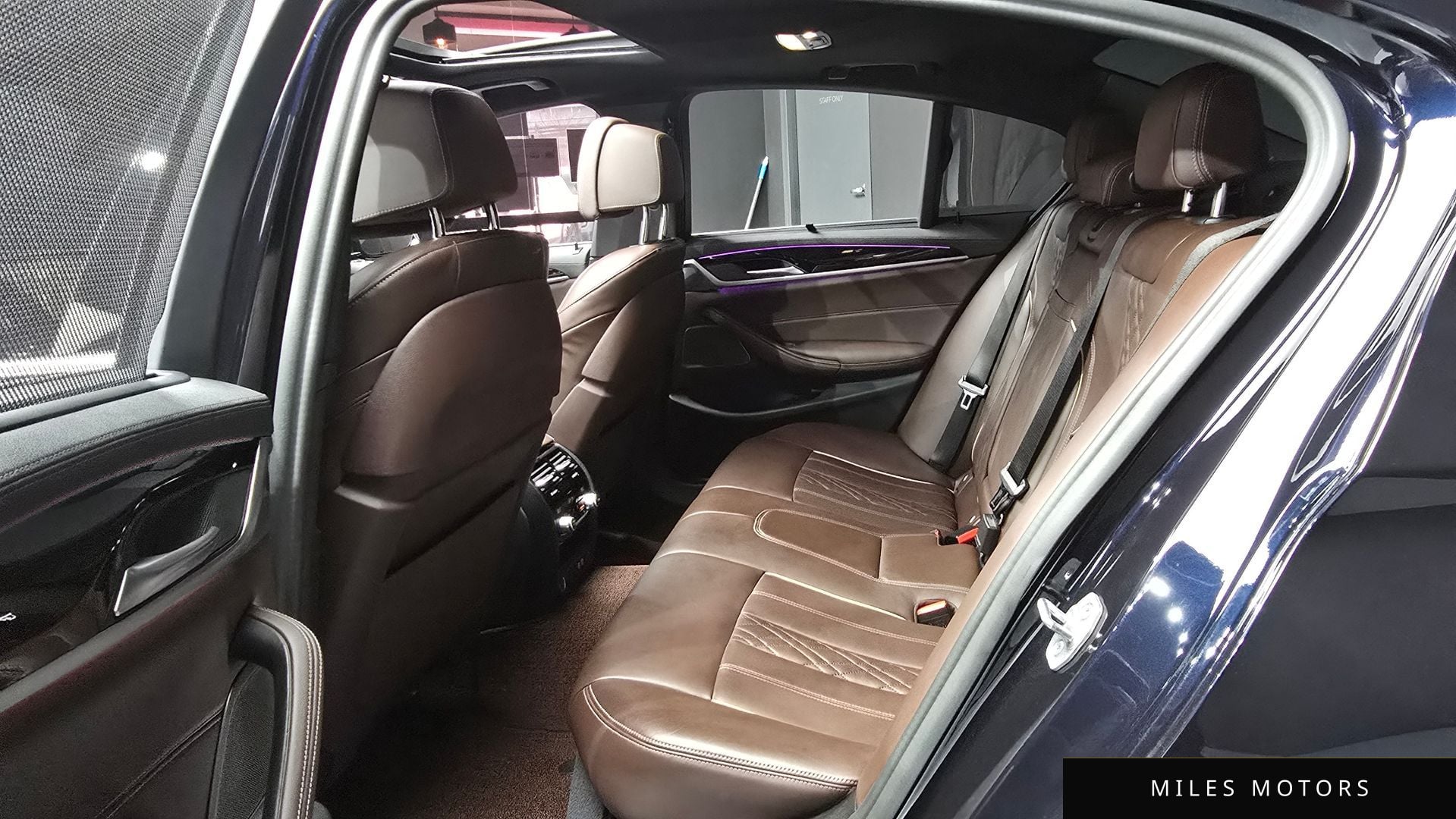 BMW 5 Series (G30) 2023 — миниатюра 12