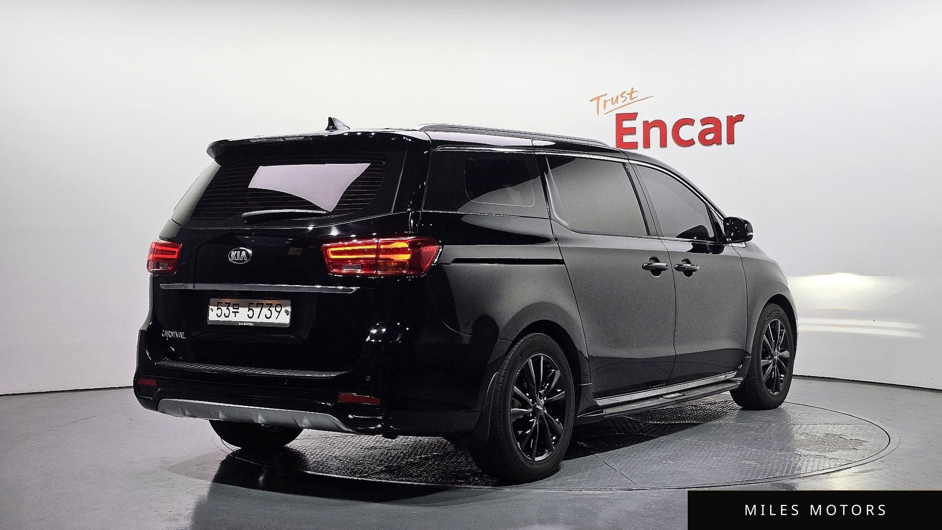 Kia Canival 2019 — миниатюра 2