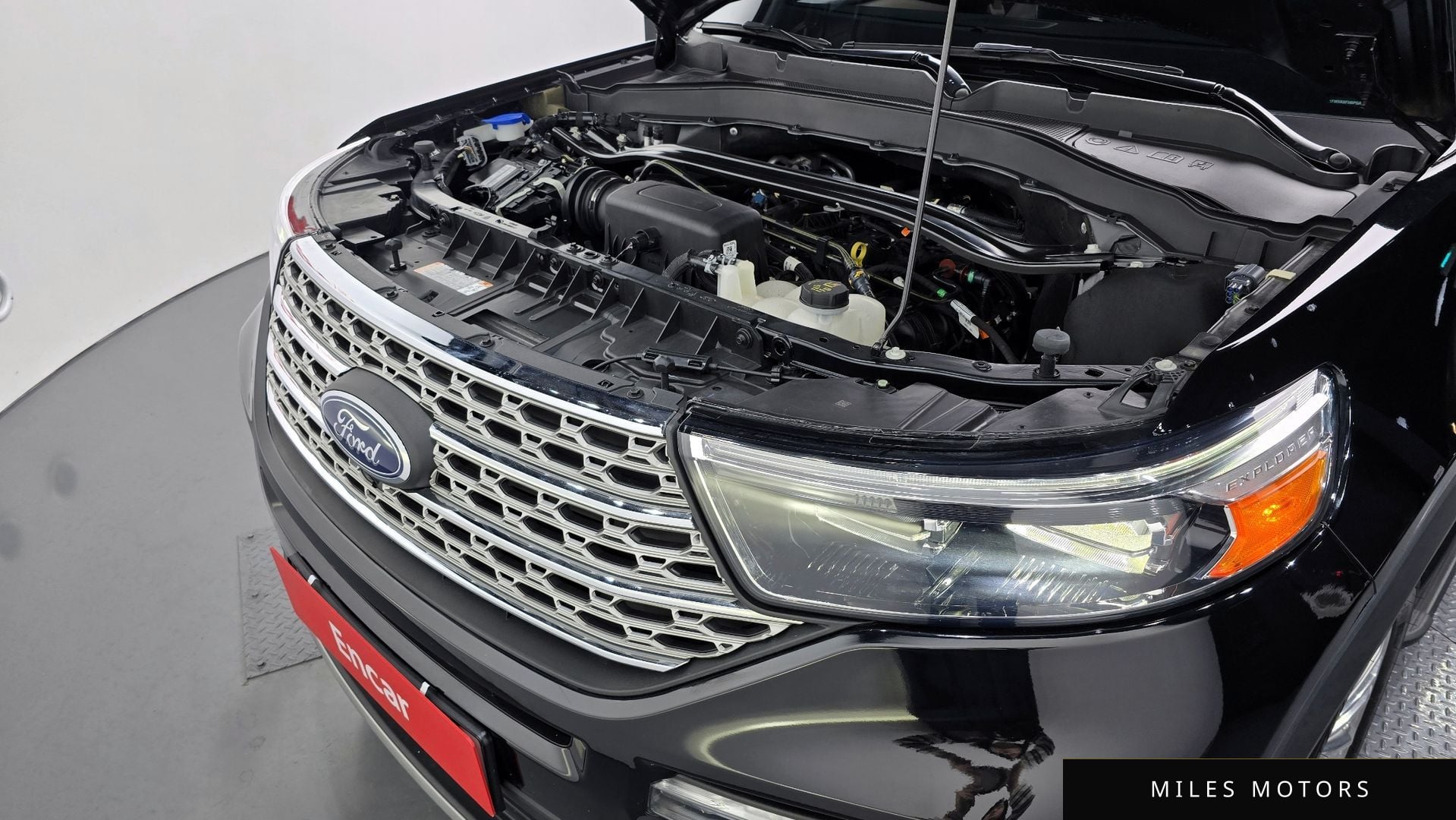 Ford Explorer 2023 — миниатюра 6