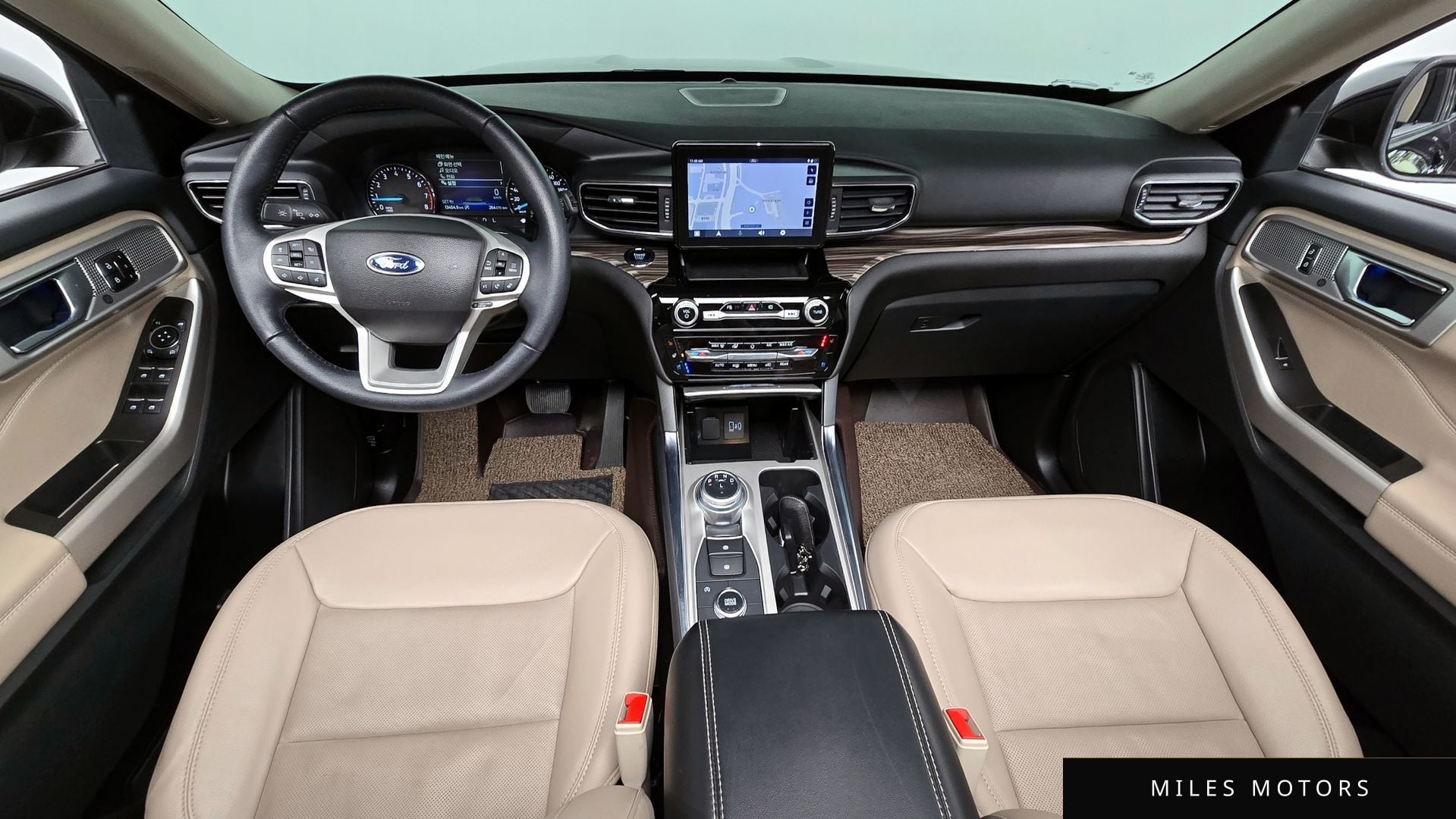 Ford Explorer 2023 — миниатюра 7