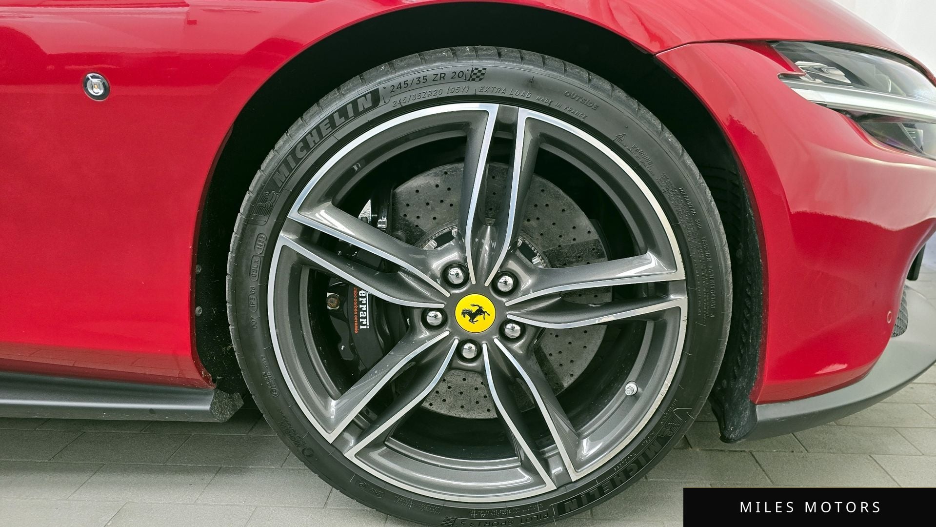 Ferrari 로마 2023 — миниатюра 5