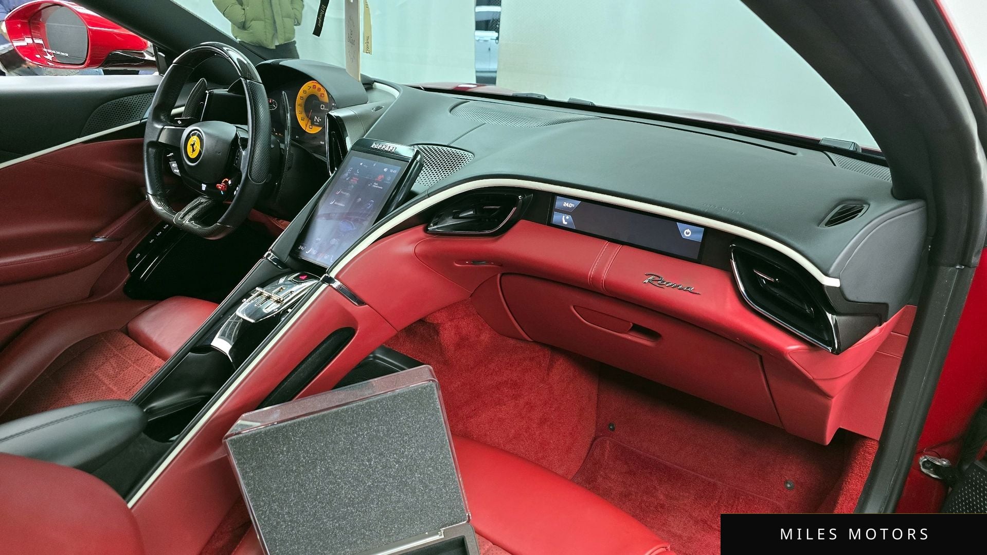 Ferrari 로마 2023 — миниатюра 7