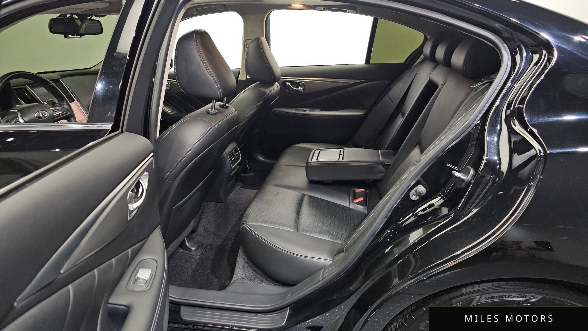 Infiniti Q50 2018 — миниатюра 11
