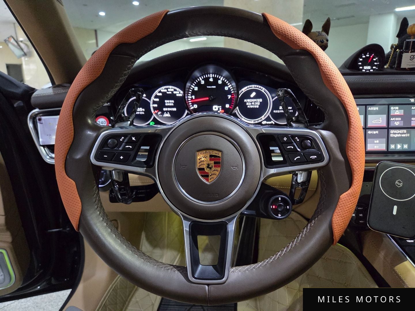 Porsche Panamera 2018 — миниатюра 9
