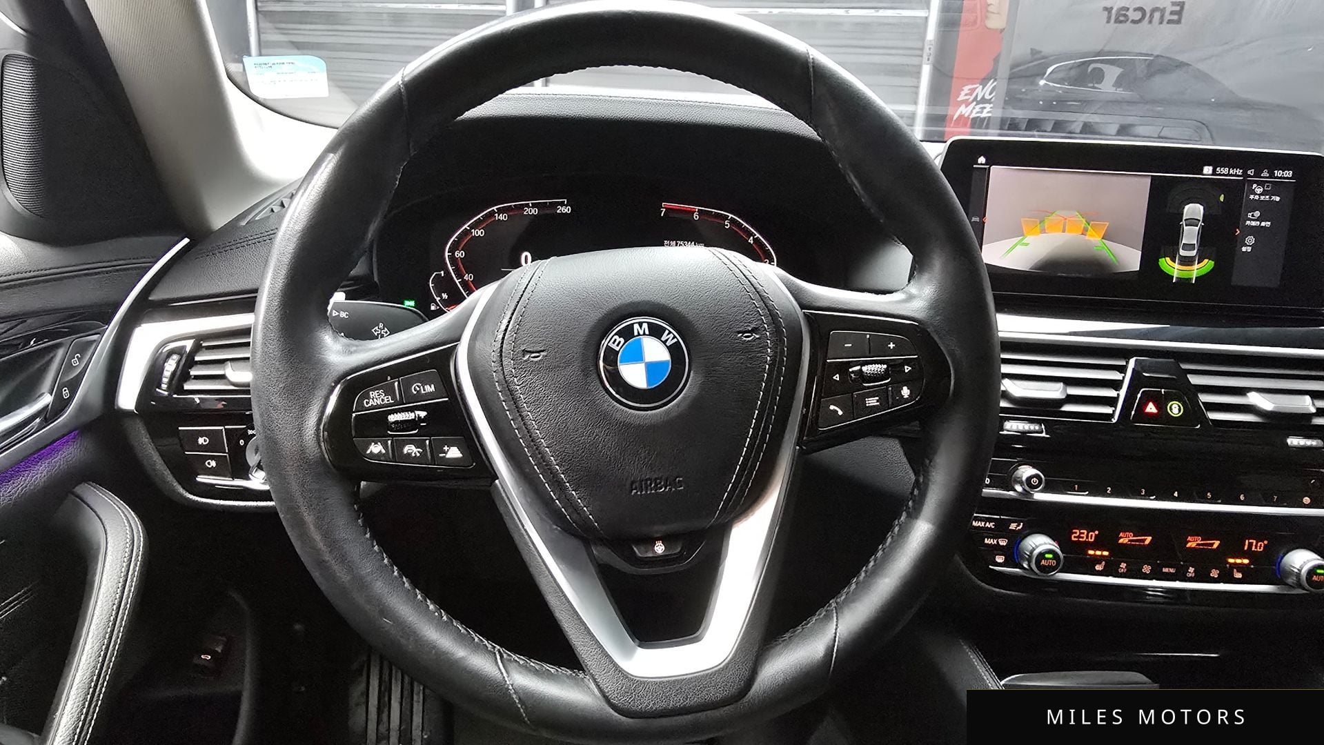 BMW 5 Series (G30) 2020 — миниатюра 10