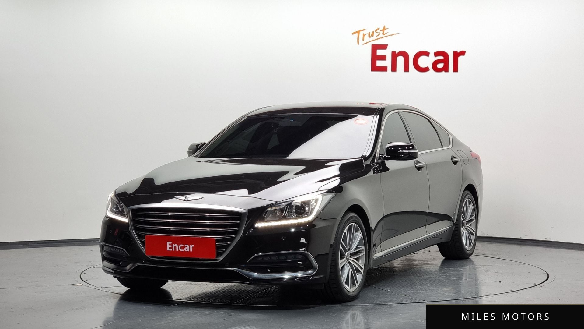 Genesis G80 2018 — фото 1 из 12