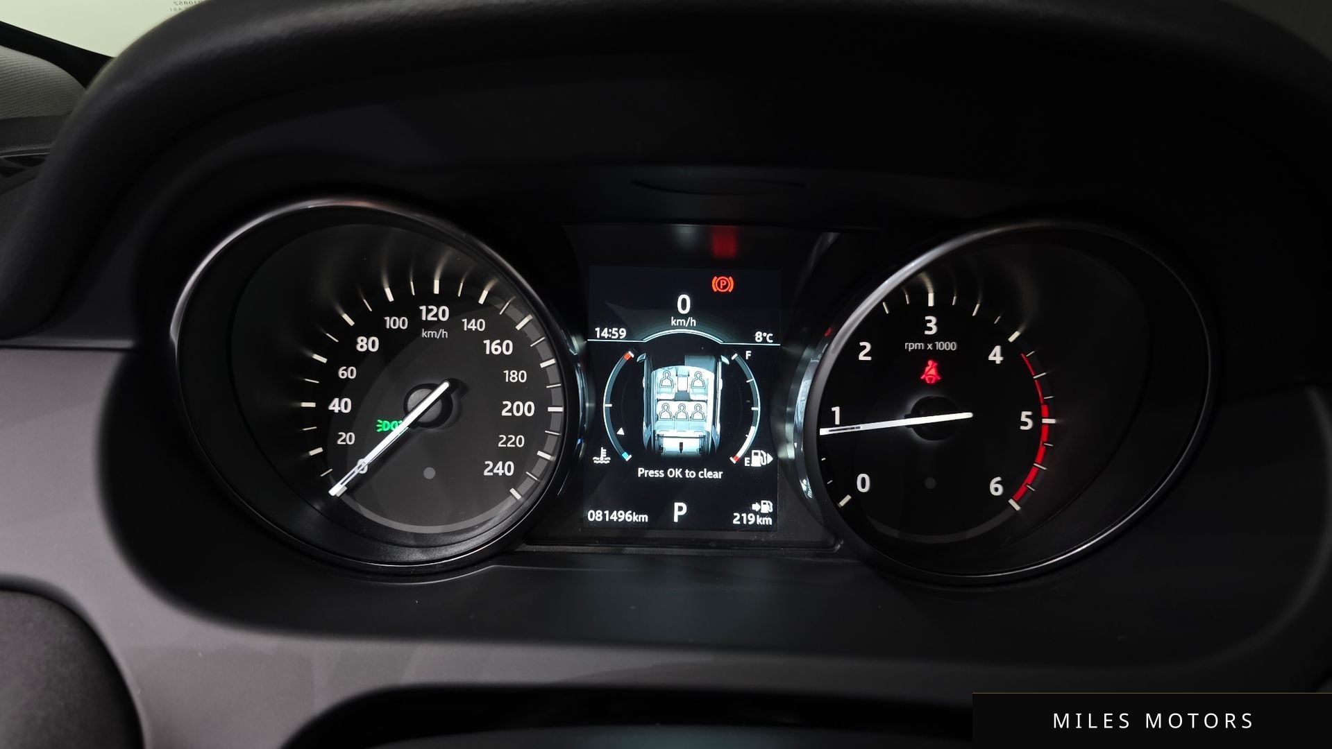 Land Rover Discovery Sport 2019 — миниатюра 8