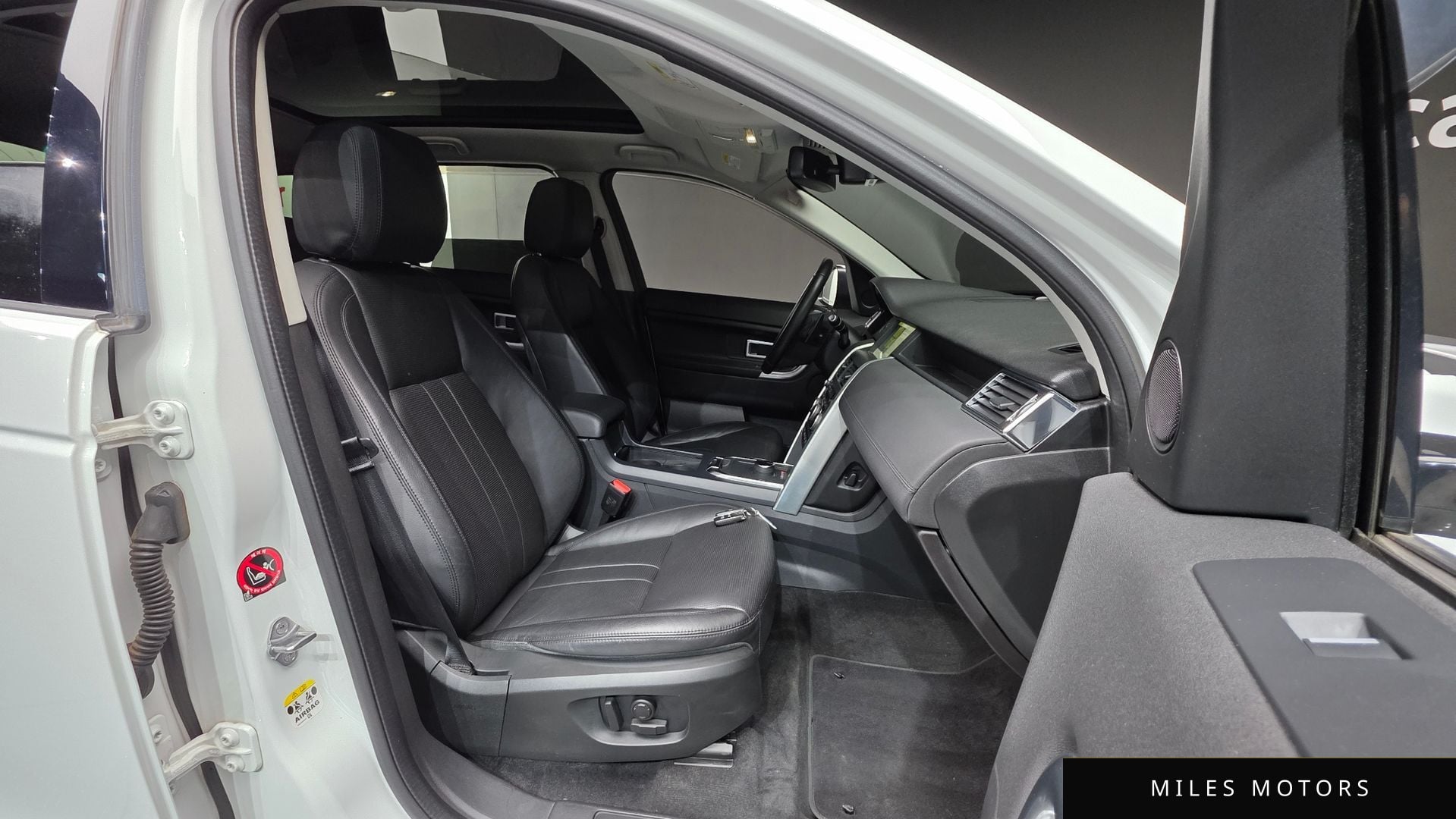Land Rover Discovery Sport 2019 — миниатюра 10