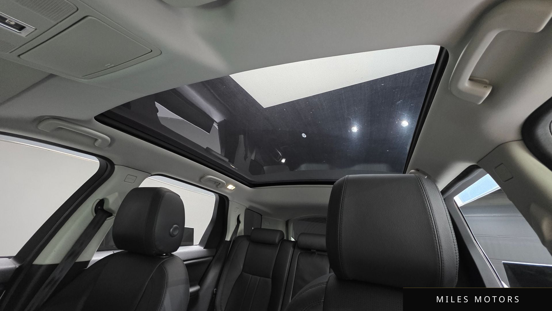Land Rover Discovery Sport 2019 — миниатюра 11