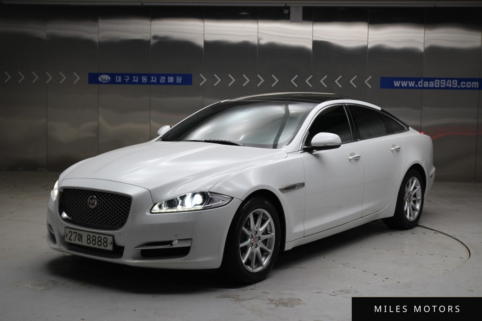 Jaguar All New XJ 2016 — фото 1 из 12