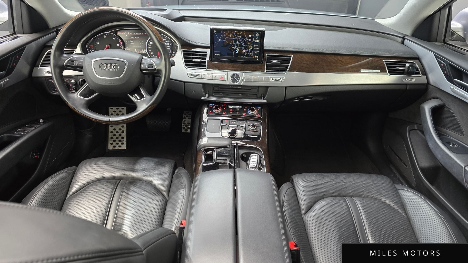 Audi A8 2015 — миниатюра 7