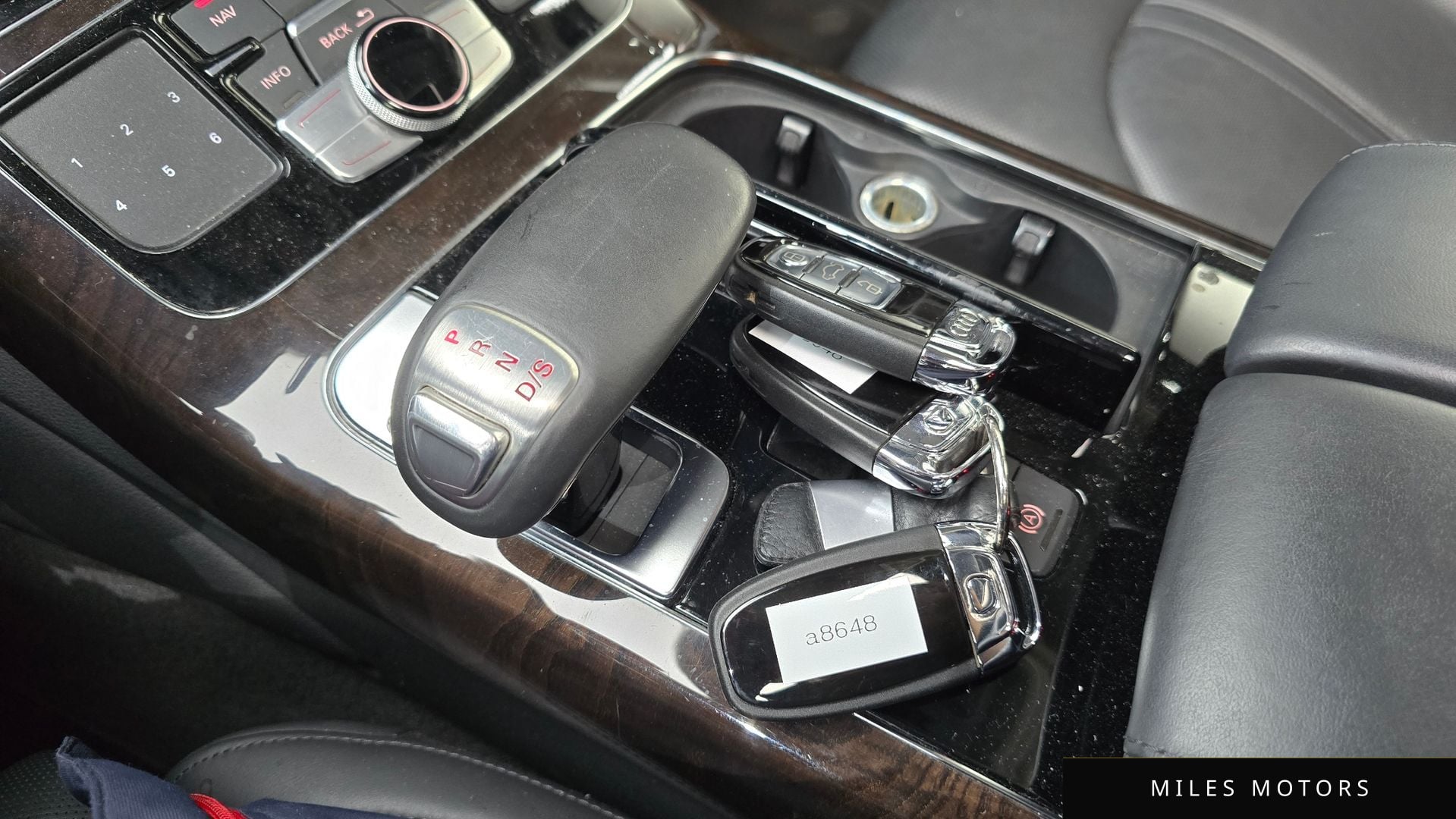 Audi A8 2015 — миниатюра 9