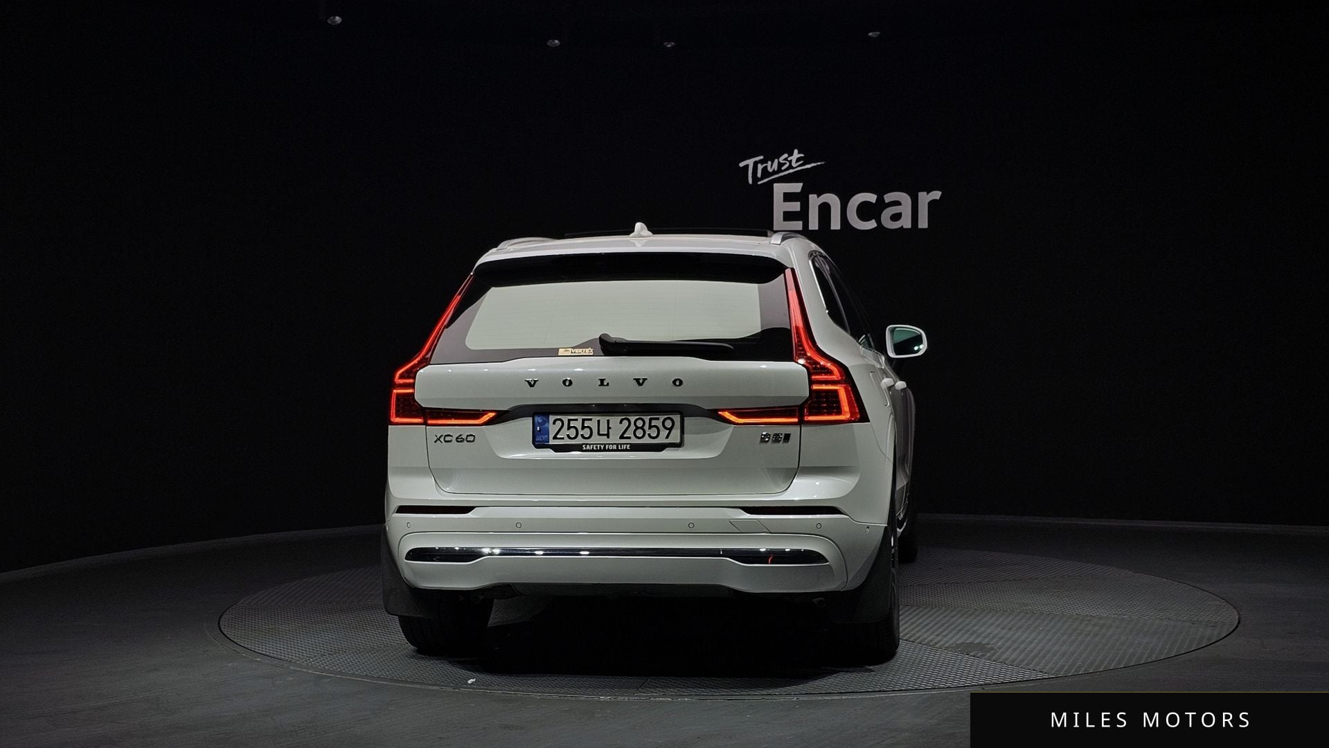 Volvo XC60 2024 — миниатюра 4
