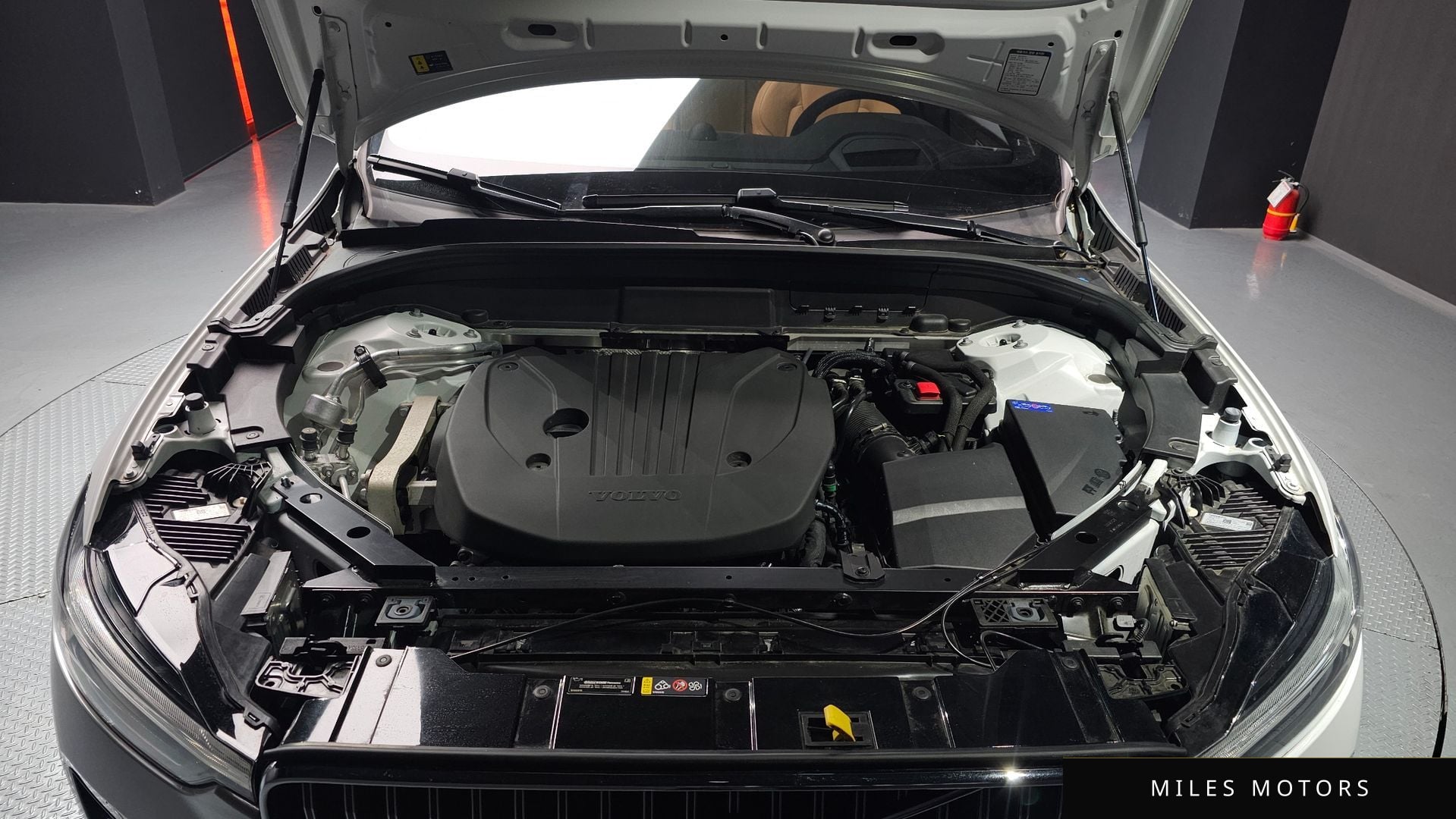 Volvo XC60 2024 — миниатюра 6