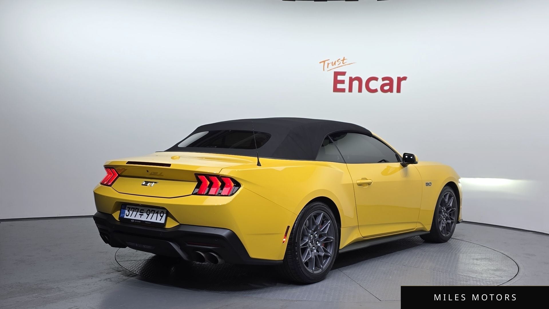 Ford Mustang 2024 — миниатюра 2