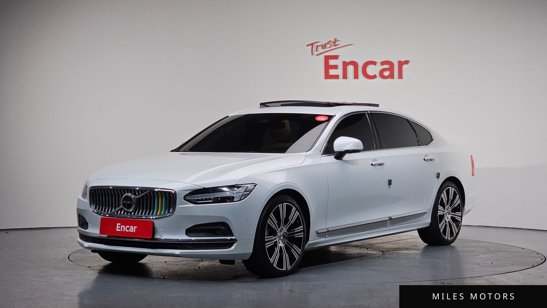 Volvo S90 2023 — фото 1 из 12