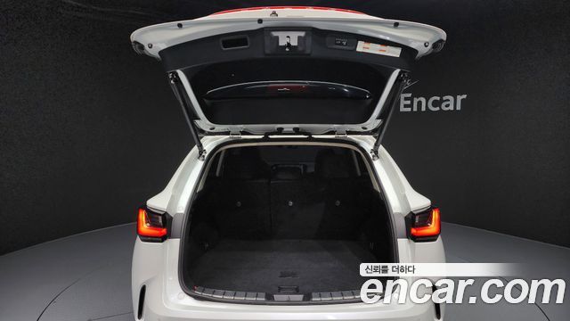 Лексус NX350h 2022 — миниатюра 20