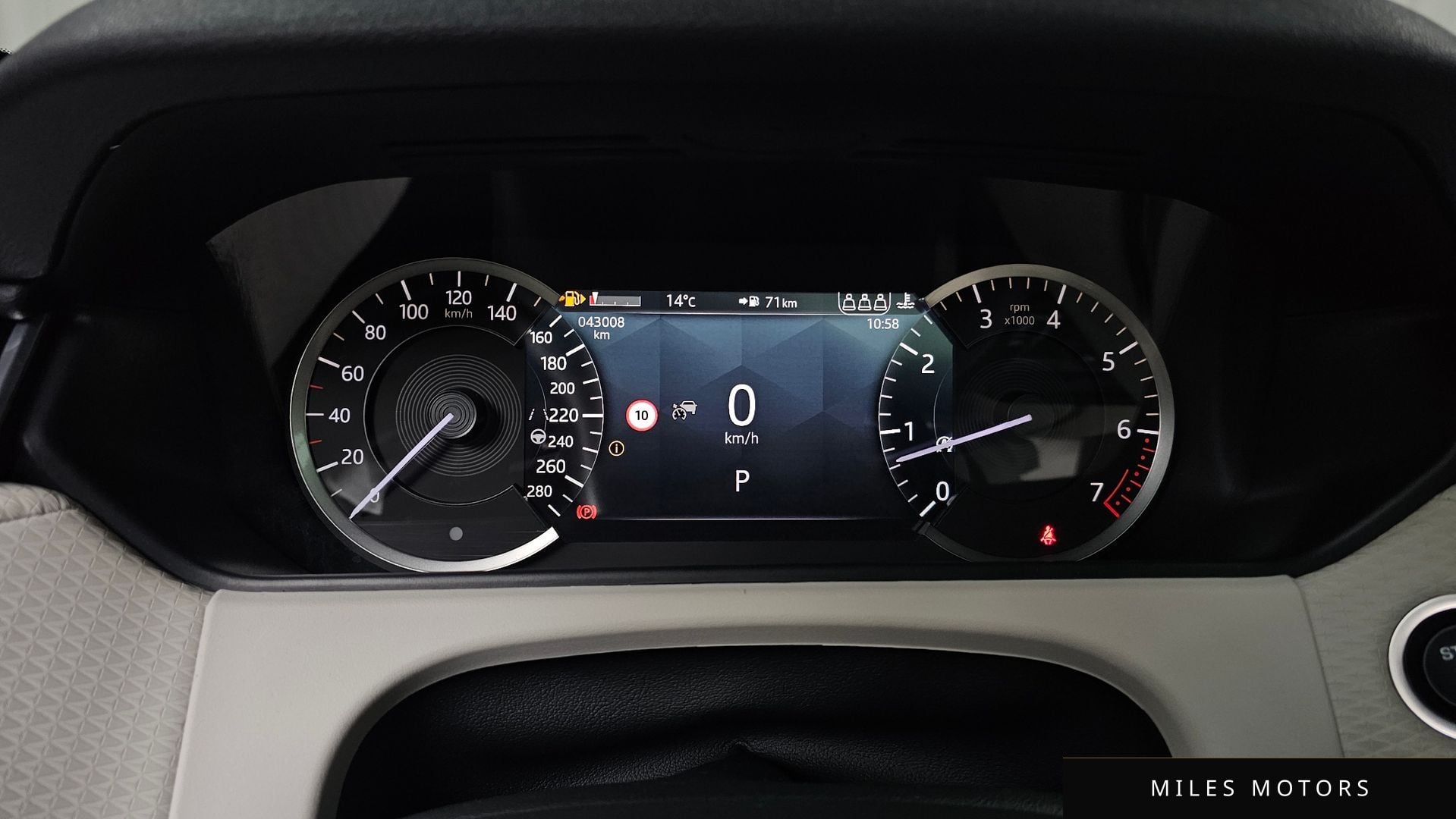 Land Rover Range Rover Velar 2023 — миниатюра 8