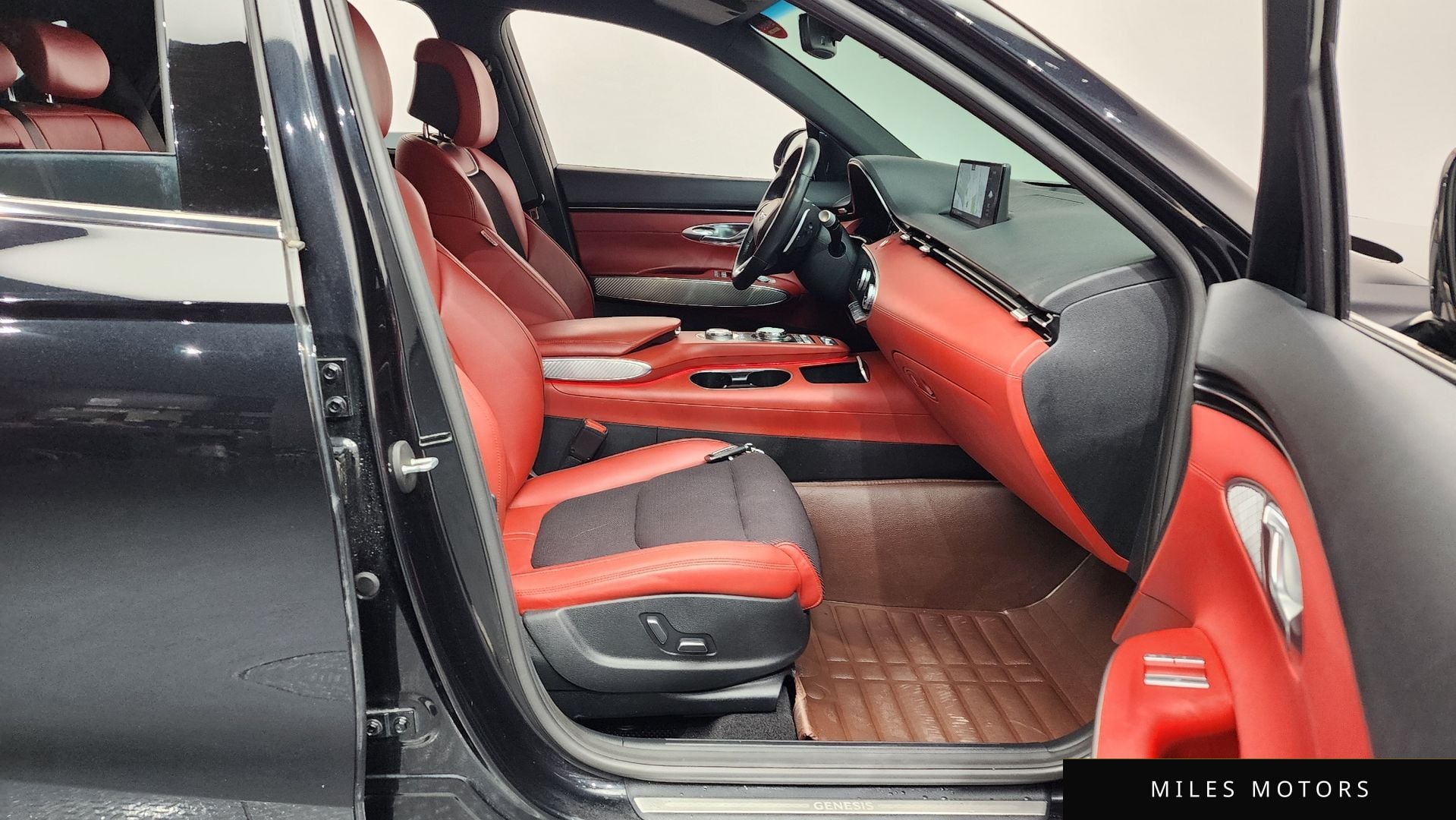 Genesis GV70 2021 — миниатюра 11
