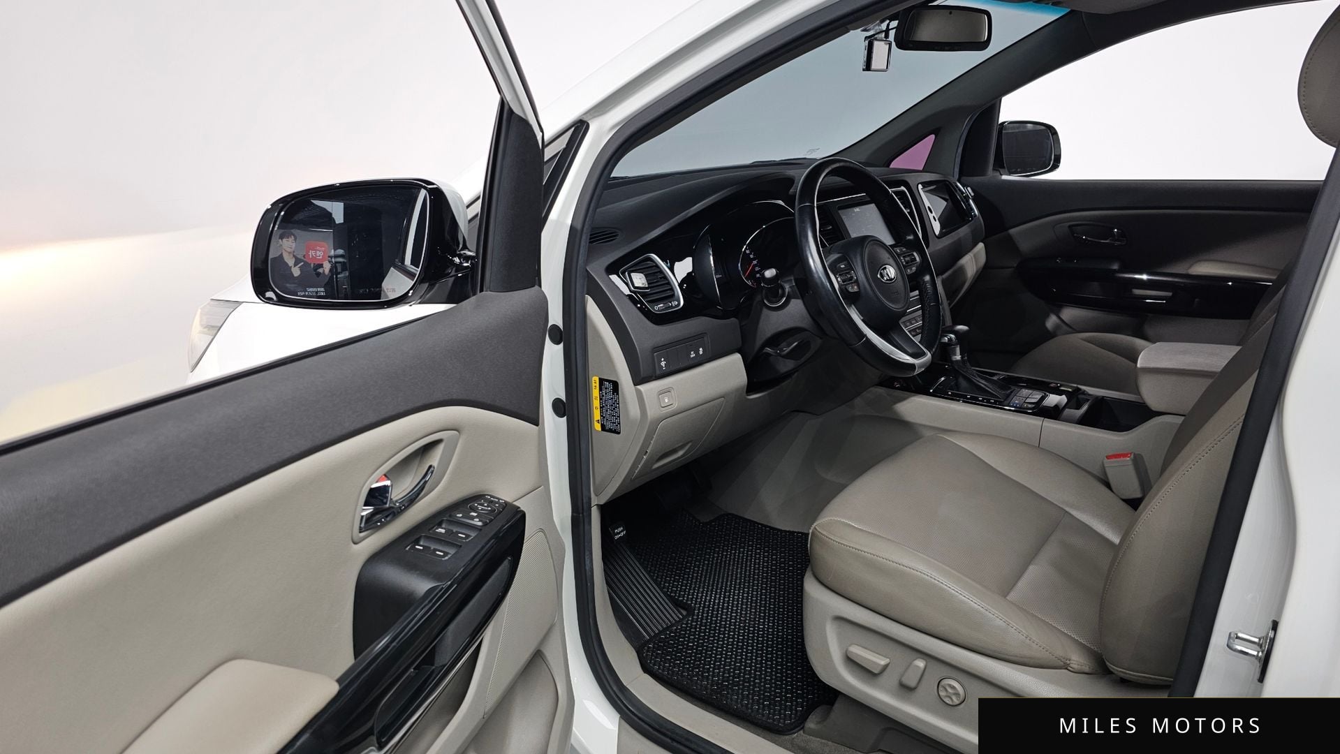 Kia Canival 2017 — миниатюра 11