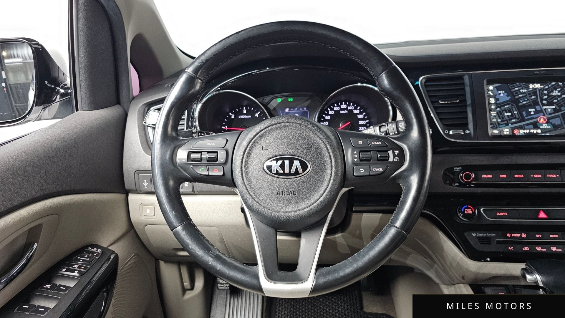 Kia Canival 2017 — миниатюра 13