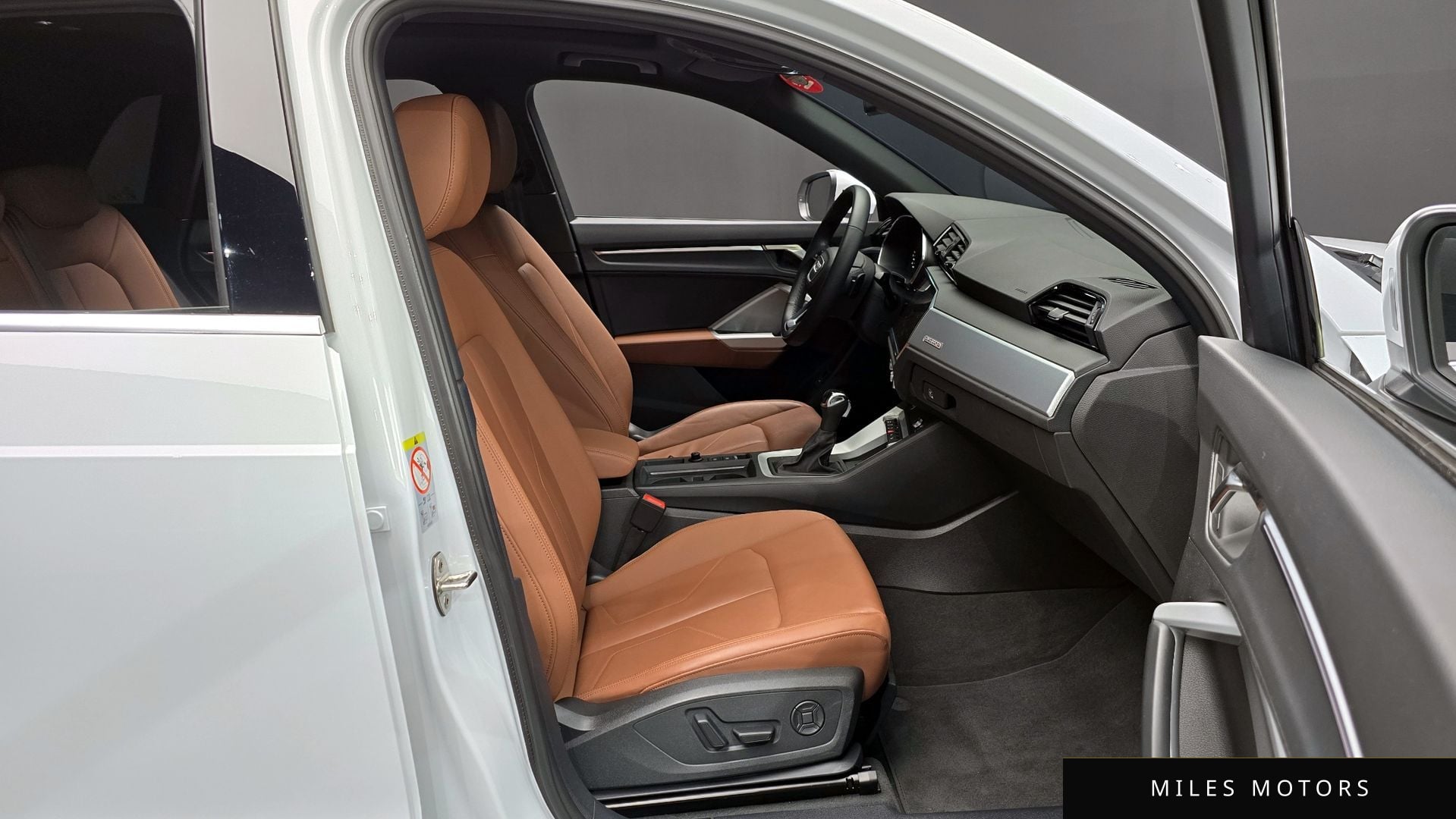 Audi Q3 (F3) 2023 — миниатюра 11