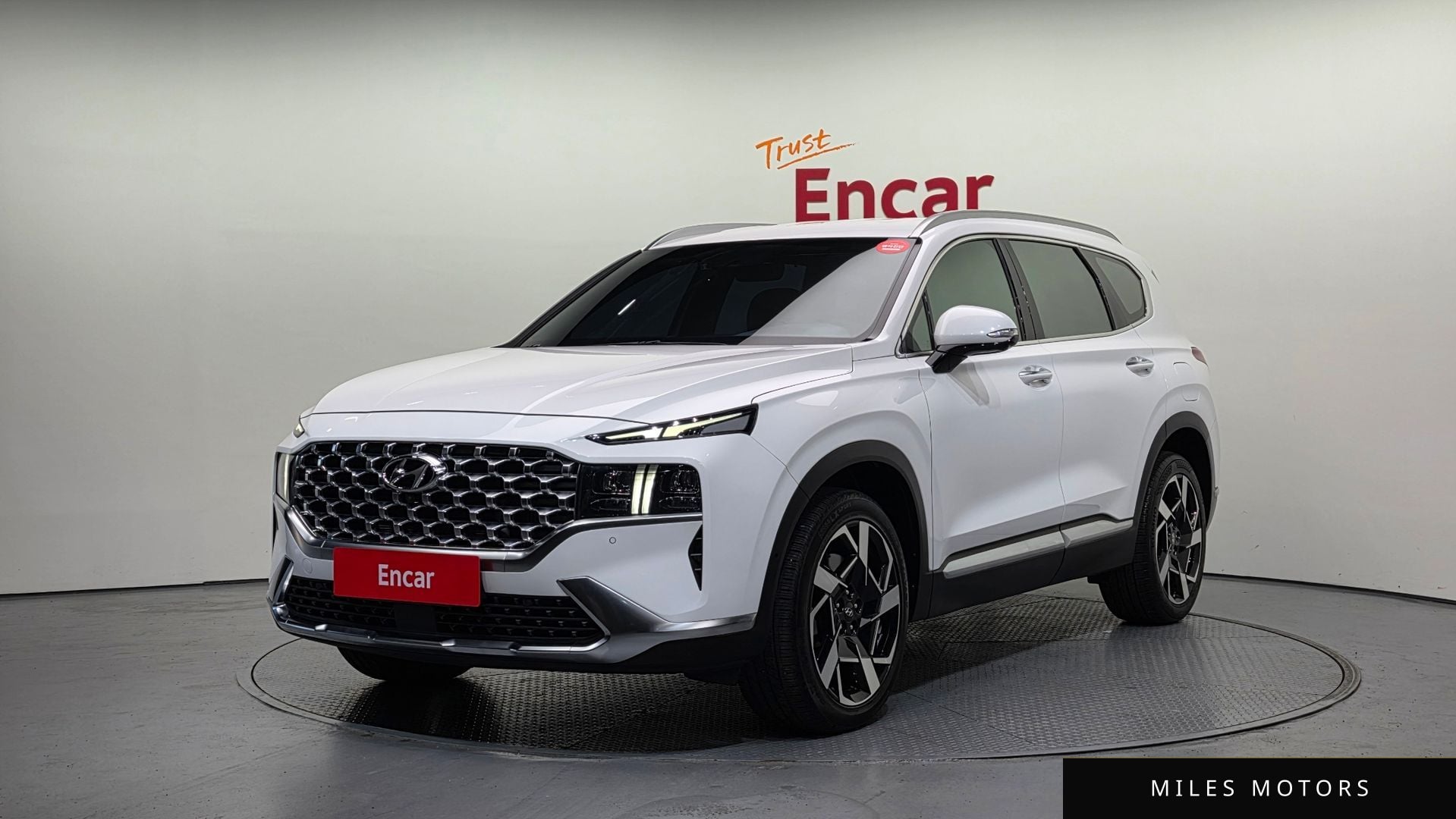Hyundai Santafe 2021 — фото 1 из 12