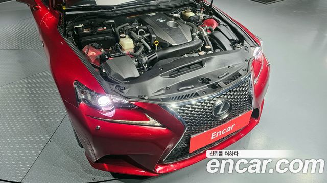 Лексус IS200t 2016 — миниатюра 6