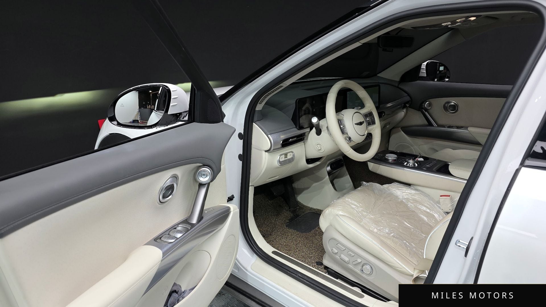 Genesis GV60 2022 — миниатюра 10