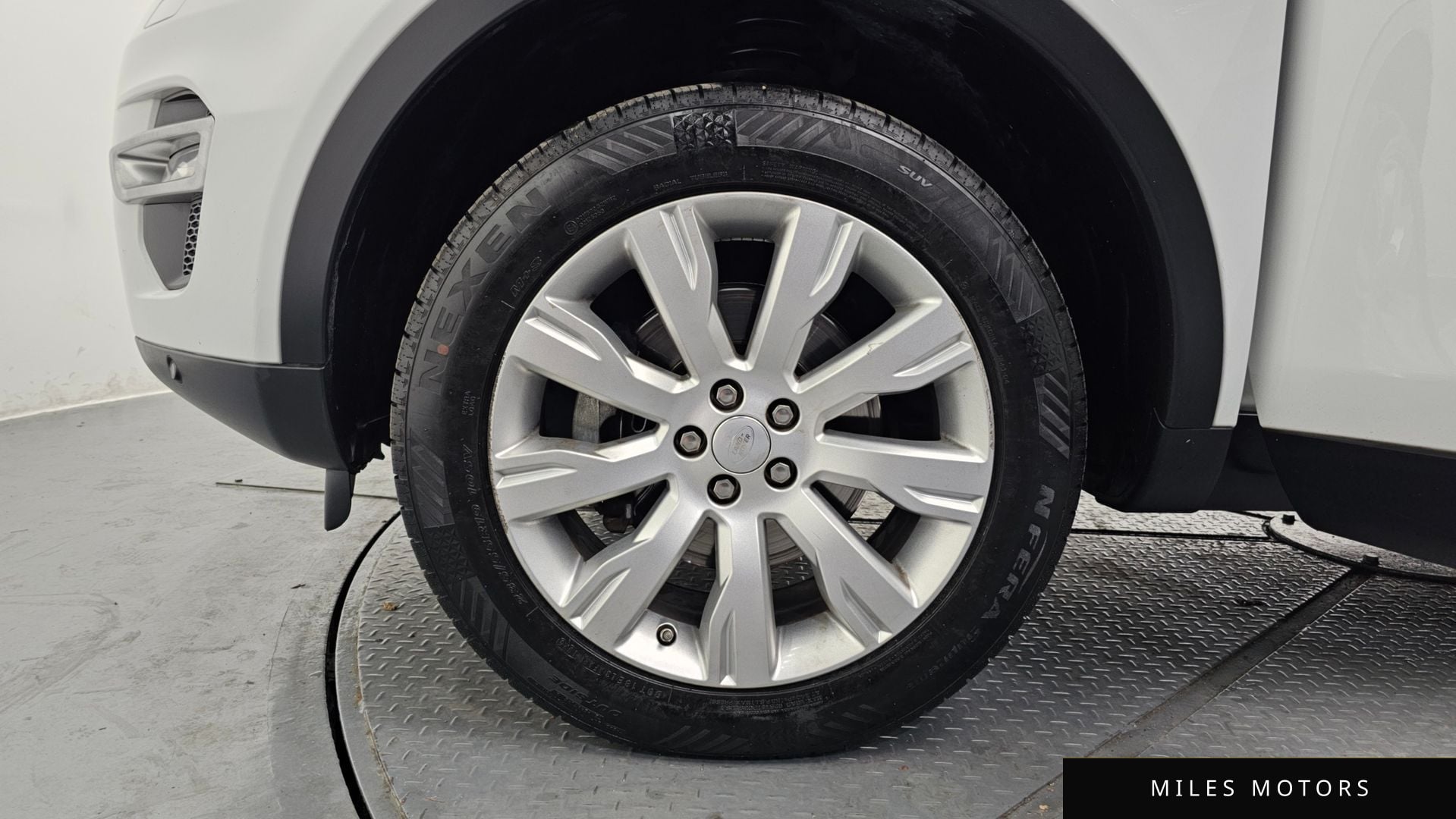 Land Rover Discovery Sport 2016 — миниатюра 5