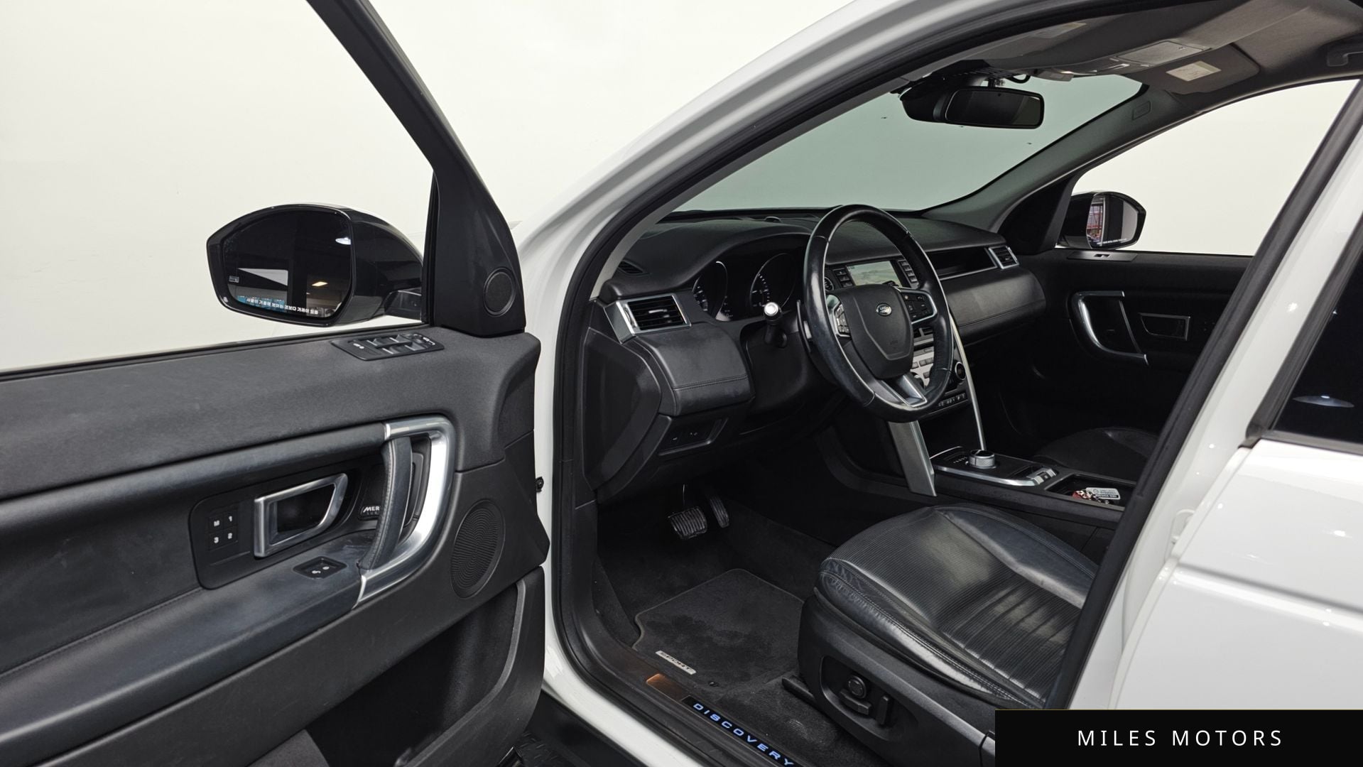 Land Rover Discovery Sport 2016 — миниатюра 10