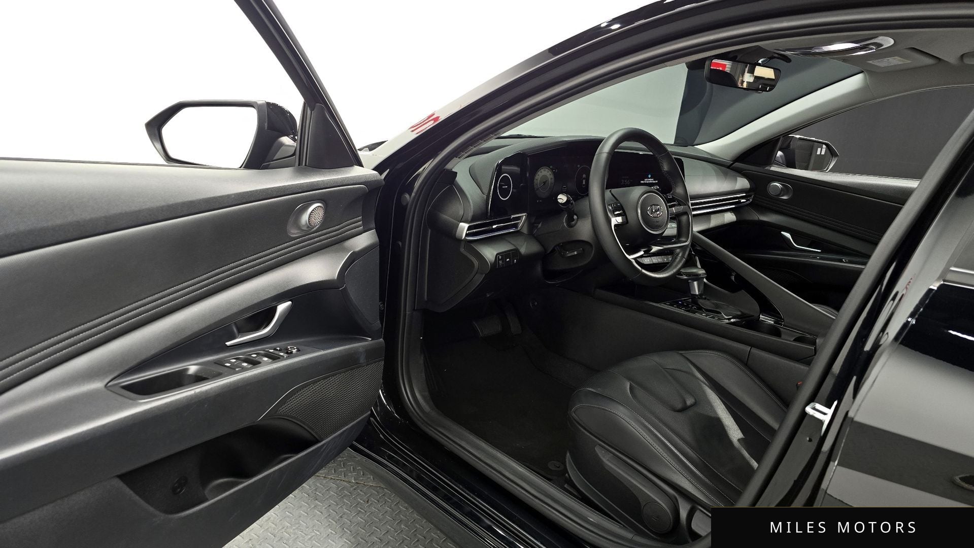 Hyundai AVANTE 2021 — миниатюра 11