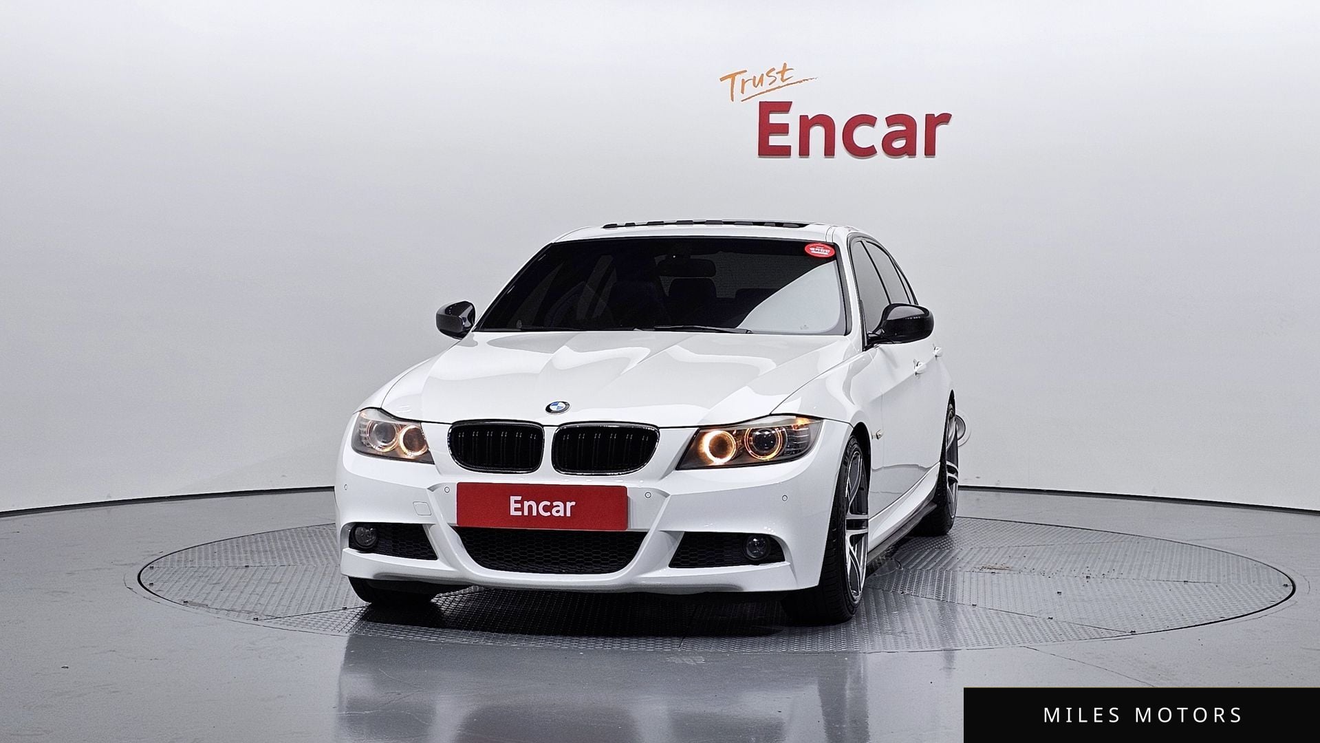 BMW 3 Series (E90) 2011 — миниатюра 3