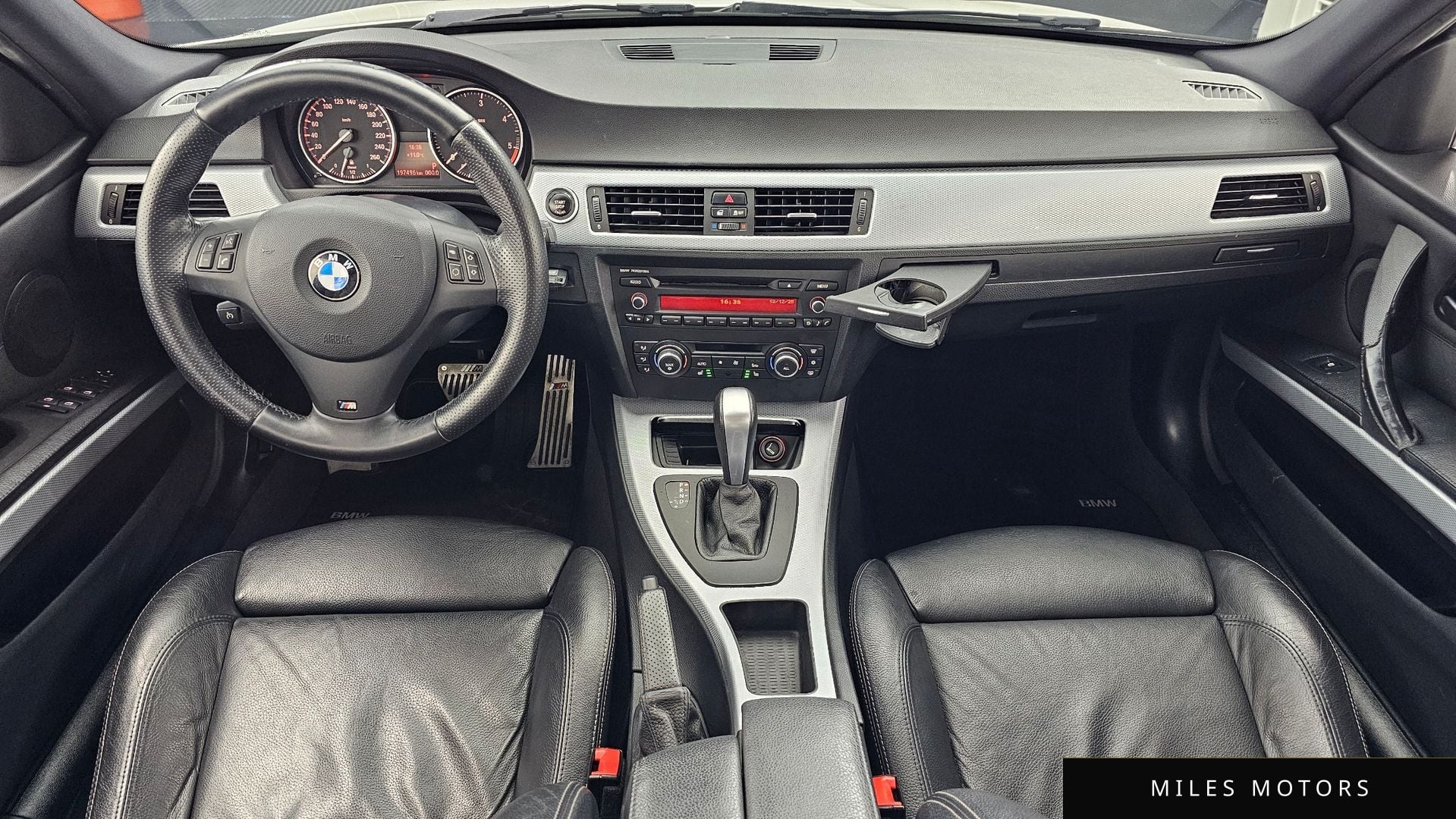 BMW 3 Series (E90) 2011 — миниатюра 7