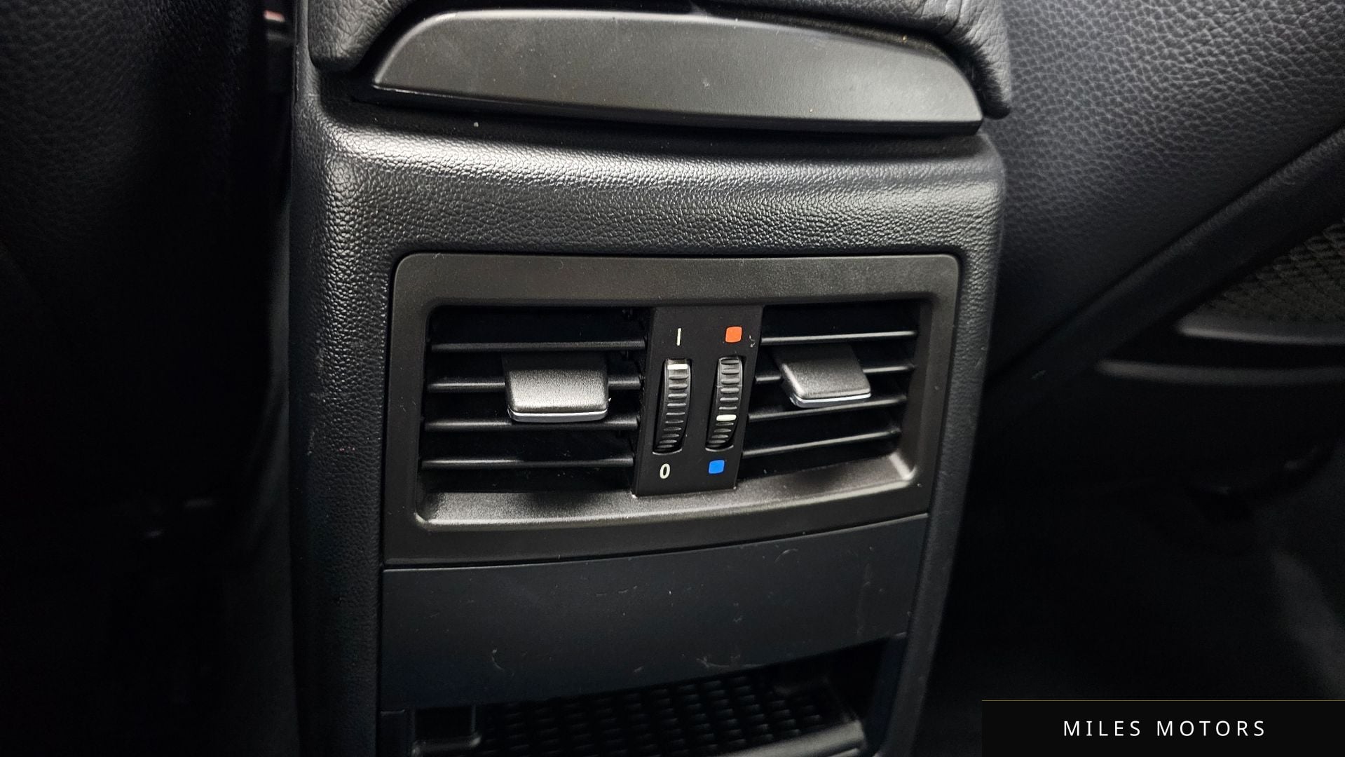 BMW 3 Series (E90) 2011 — миниатюра 18