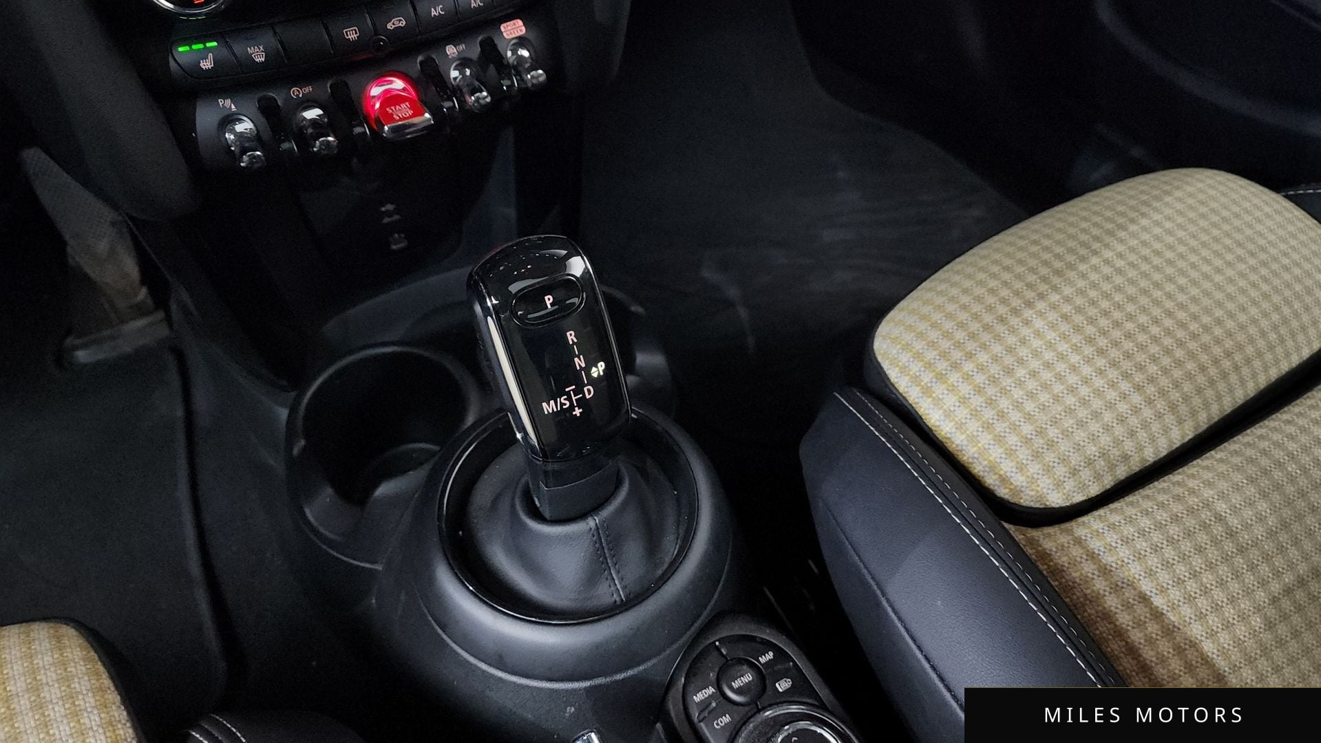 MINI Cooper S 2023 — миниатюра 9