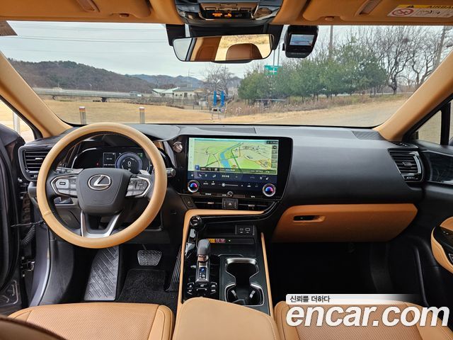 Лексус NX450h+ 2024 — миниатюра 9