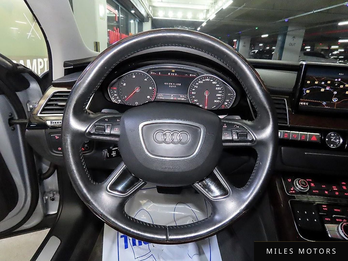 Audi A8 2015 — миниатюра 8