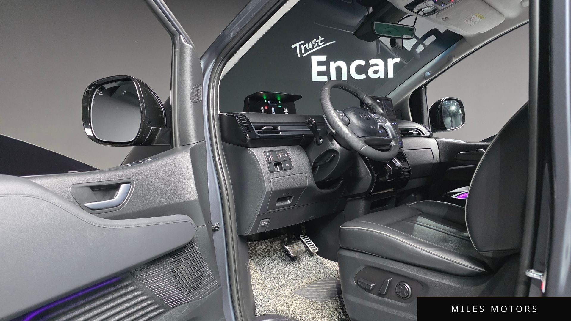 Hyundai Staria 2023 — миниатюра 11